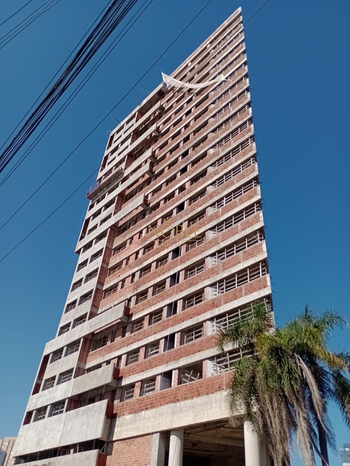 Apartamento com 53m², 1 dormitório, 1 suíte, 1 vaga no Punta Del Sole em Torres para Comprar