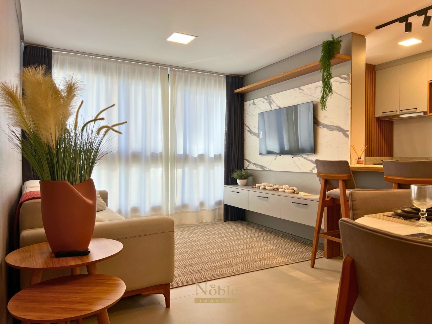 Apartamento com 72m², 2 dormitórios, 1 suíte, 1 vaga no Freedom em Torres para Comprar