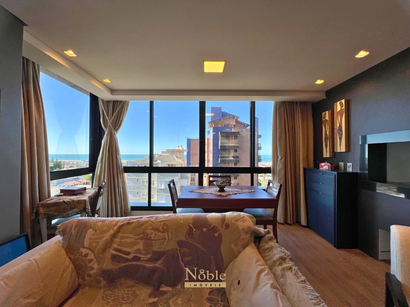 Apartamento com 82m², 2 dormitórios, 1 suíte, 1 vaga no Verano em Torres para Comprar