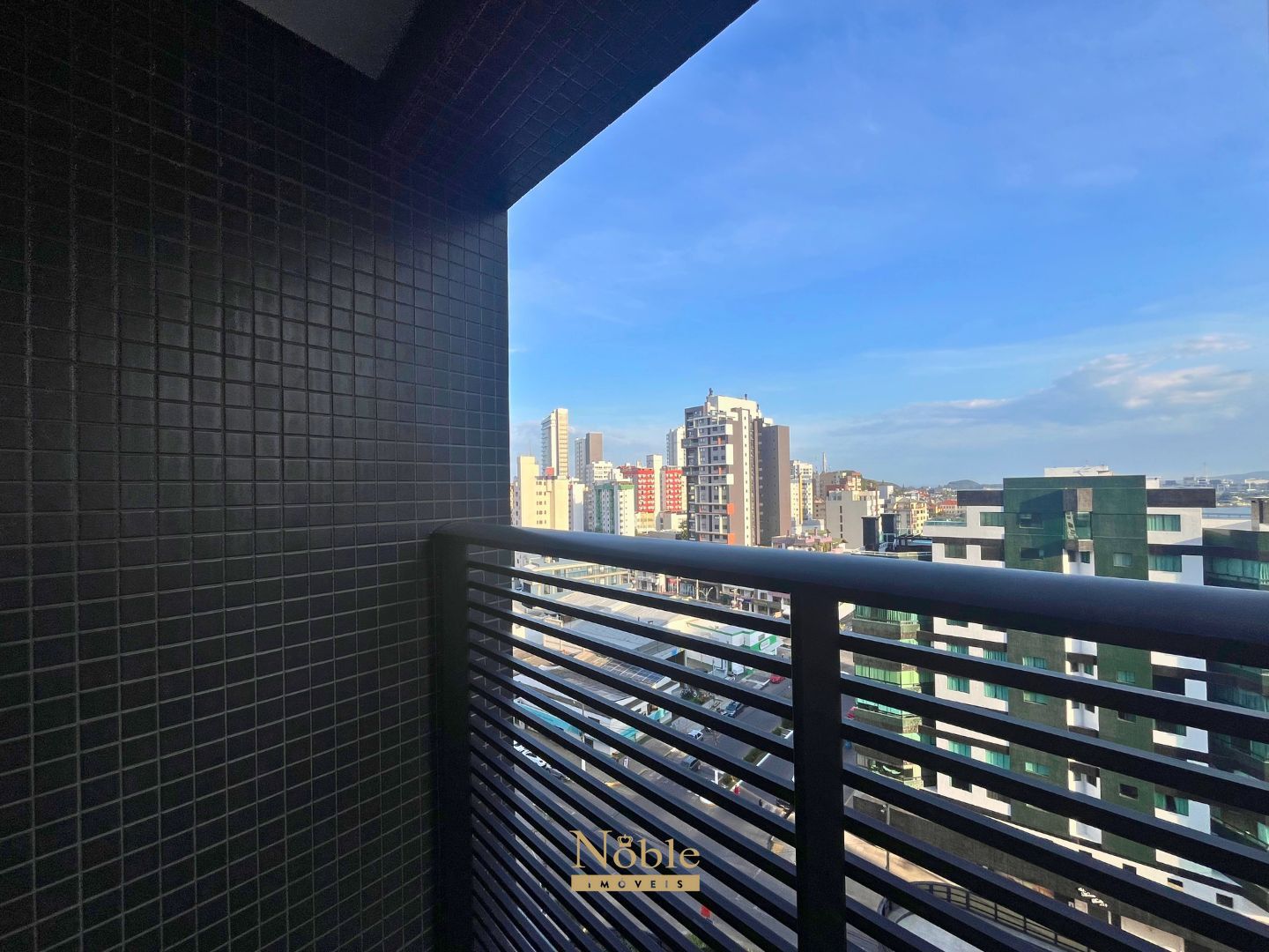 Apartamento, 2 dormitórios, 1 suíte, 1 vaga no Vesta em Torres para Comprar