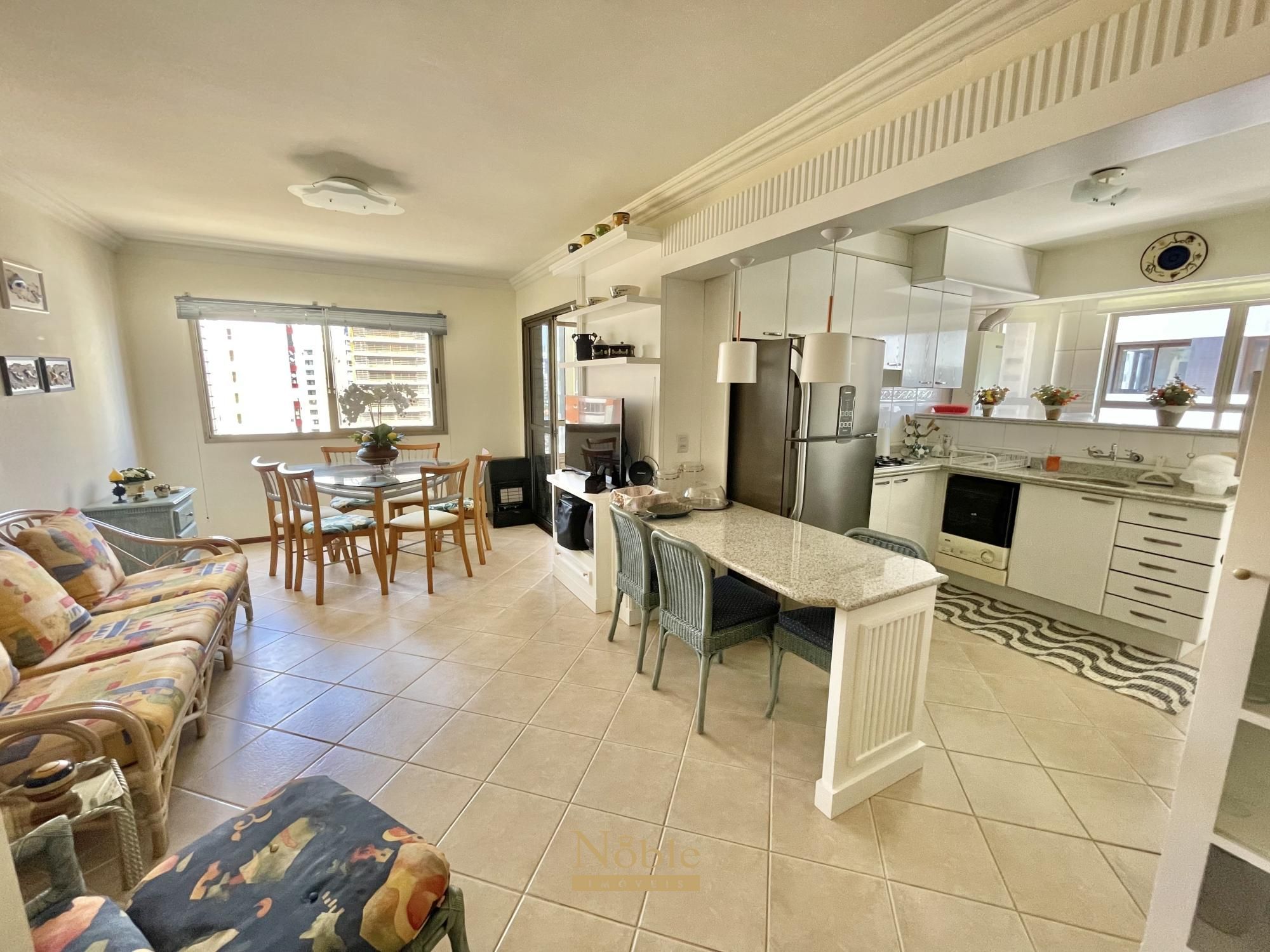 Apartamento com 98m², 3 dormitórios, 1 suíte, 1 vaga no Mar de Flores em Torres para Comprar