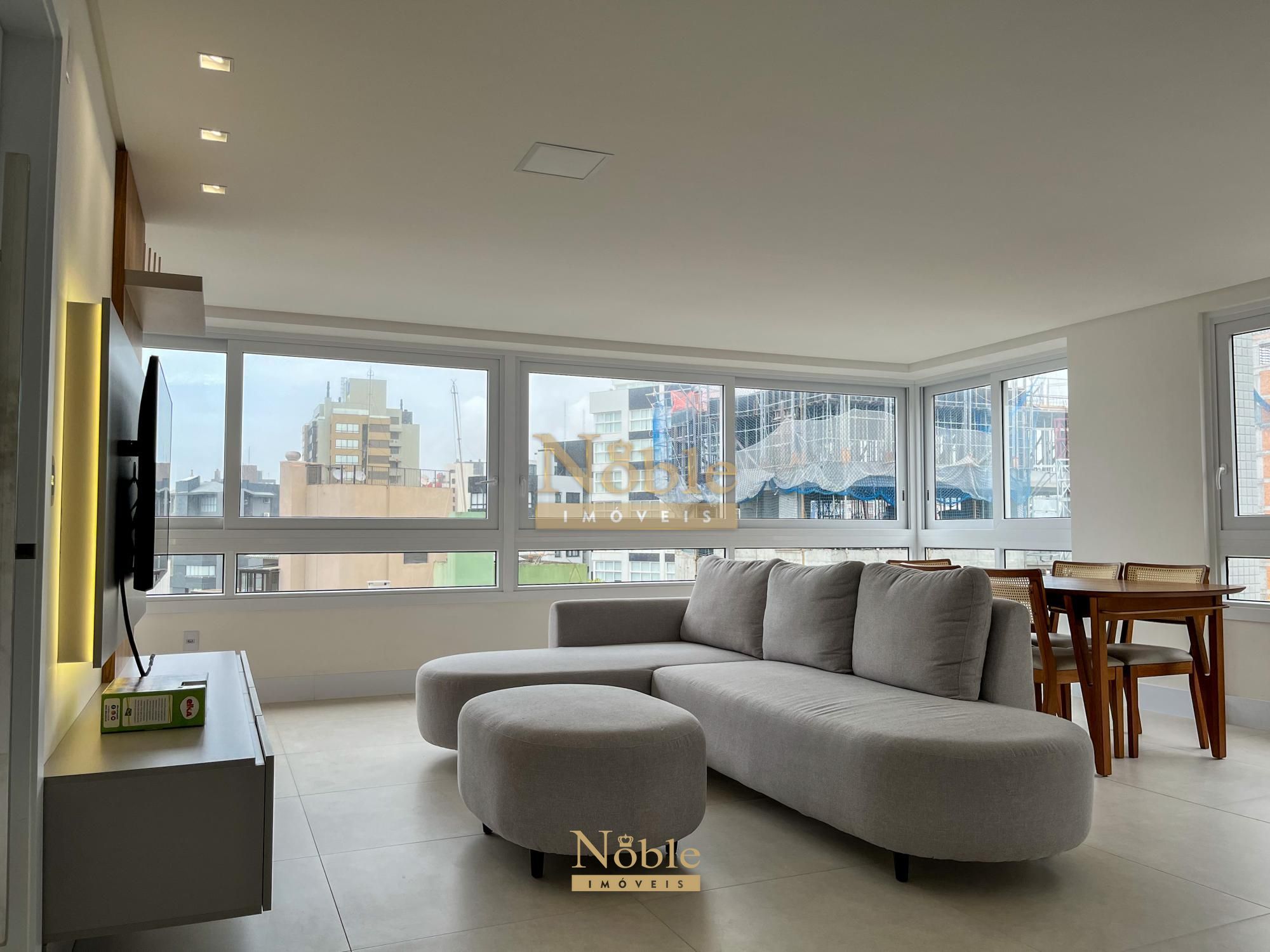 Apartamento com 130m², 3 dormitórios, 1 suíte, 2 vagas no Monterrey em Torres para Comprar