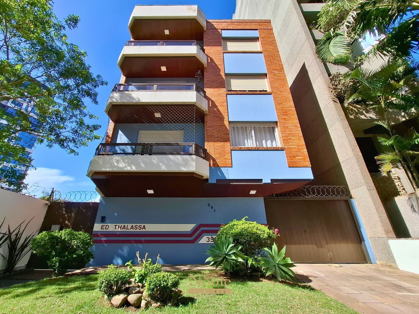 Apartamento com 122m², 3 dormitórios, 1 suíte, 1 vaga no Thalassa em Torres para Comprar