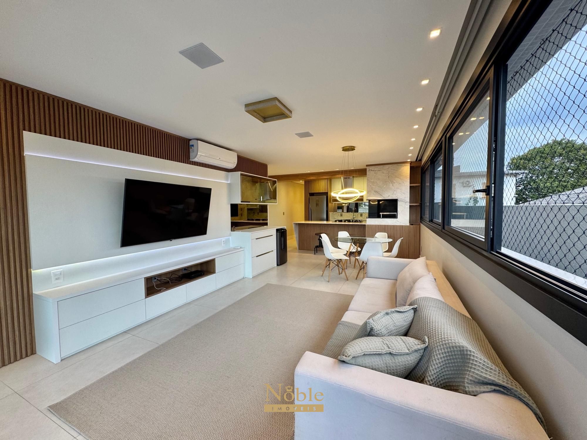 Apartamento com 106m², 3 dormitórios, 1 suíte, 2 vagas no Roca em Torres para Comprar