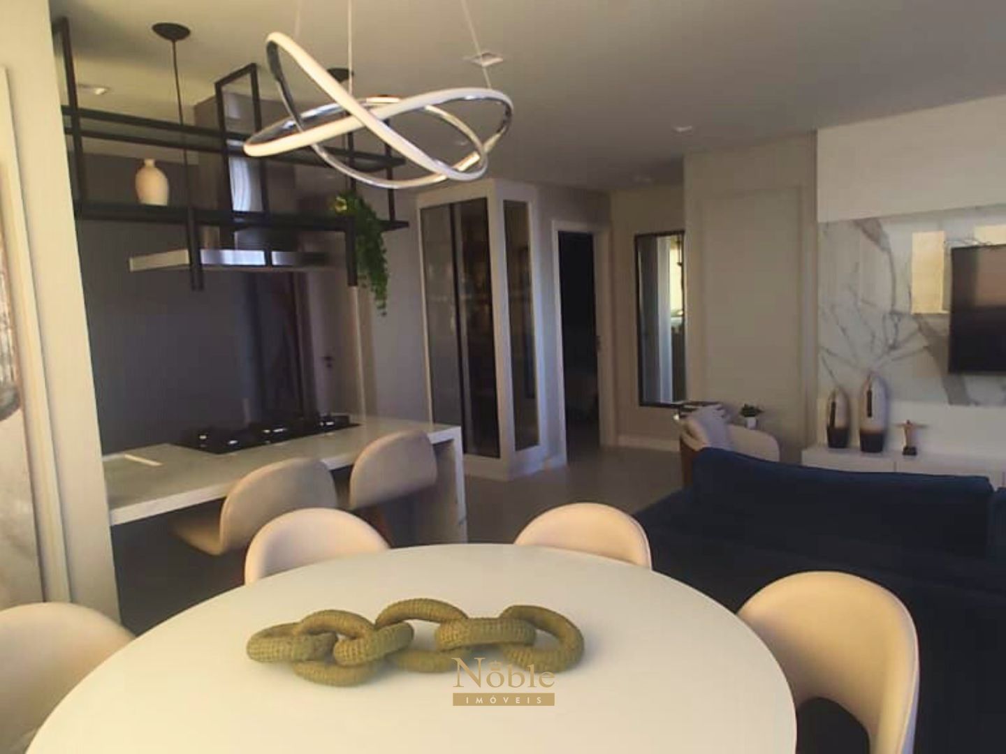 Apartamento com 78m², 2 dormitórios, 2 suítes, 1 vaga no Véritas em Torres para Comprar