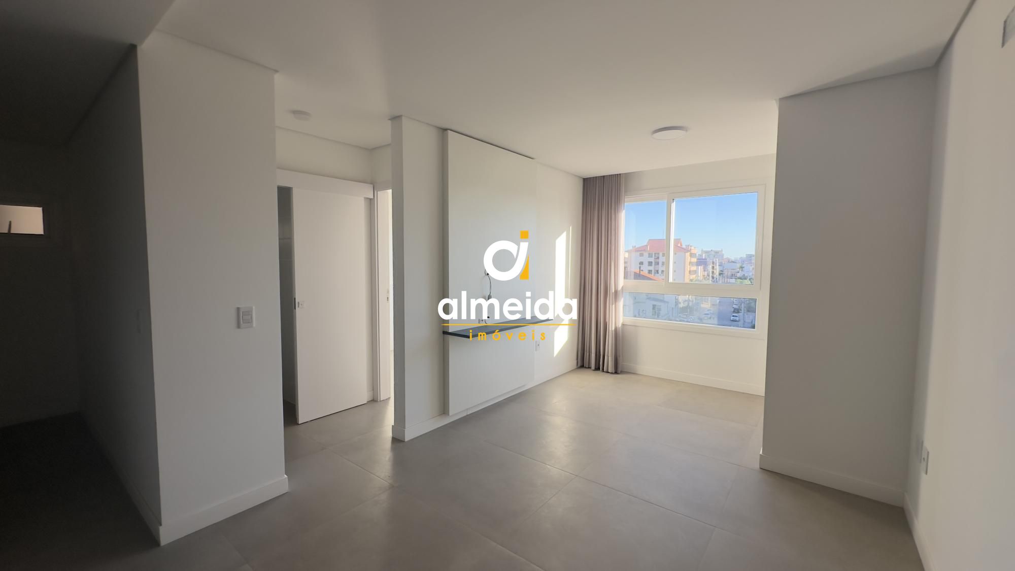Residencial uniqo 1d com garagem prósimo a ufsm.