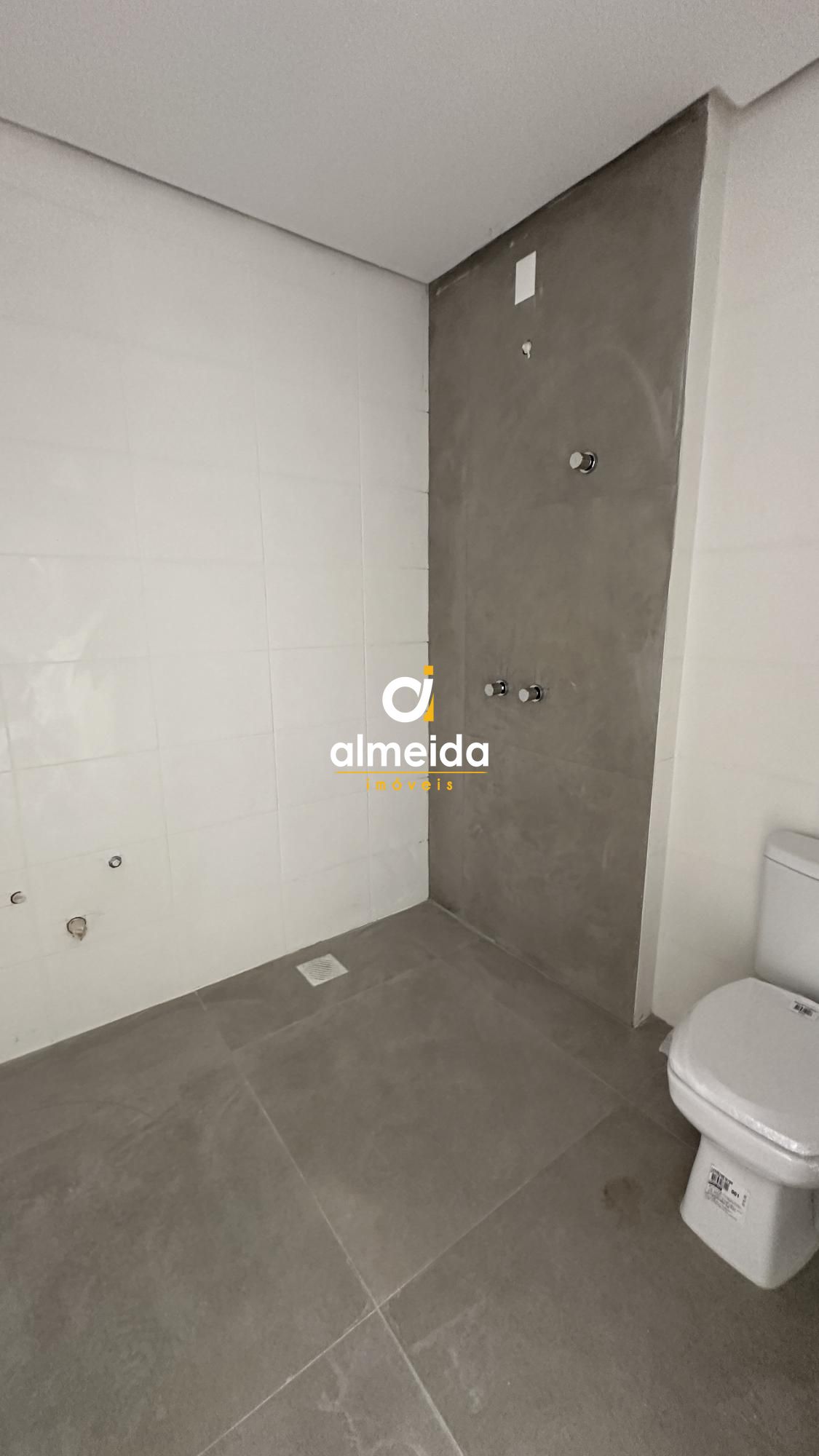 Apartamento à venda com 2 quartos, 83m² - Foto 11