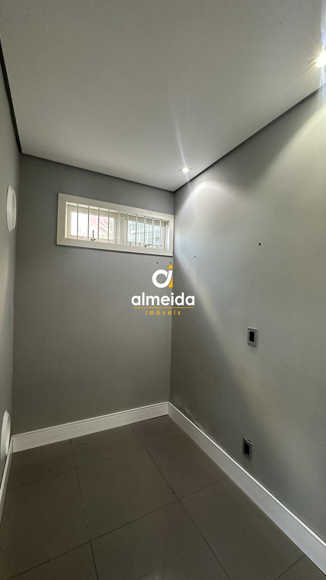 Conjunto Comercial-Sala à venda e aluguel com 5 quartos, 72m² - Foto 13