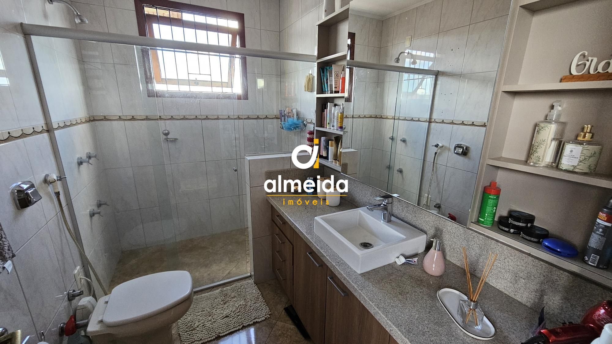 Apartamento à venda com 3 quartos, 137m² - Foto 27