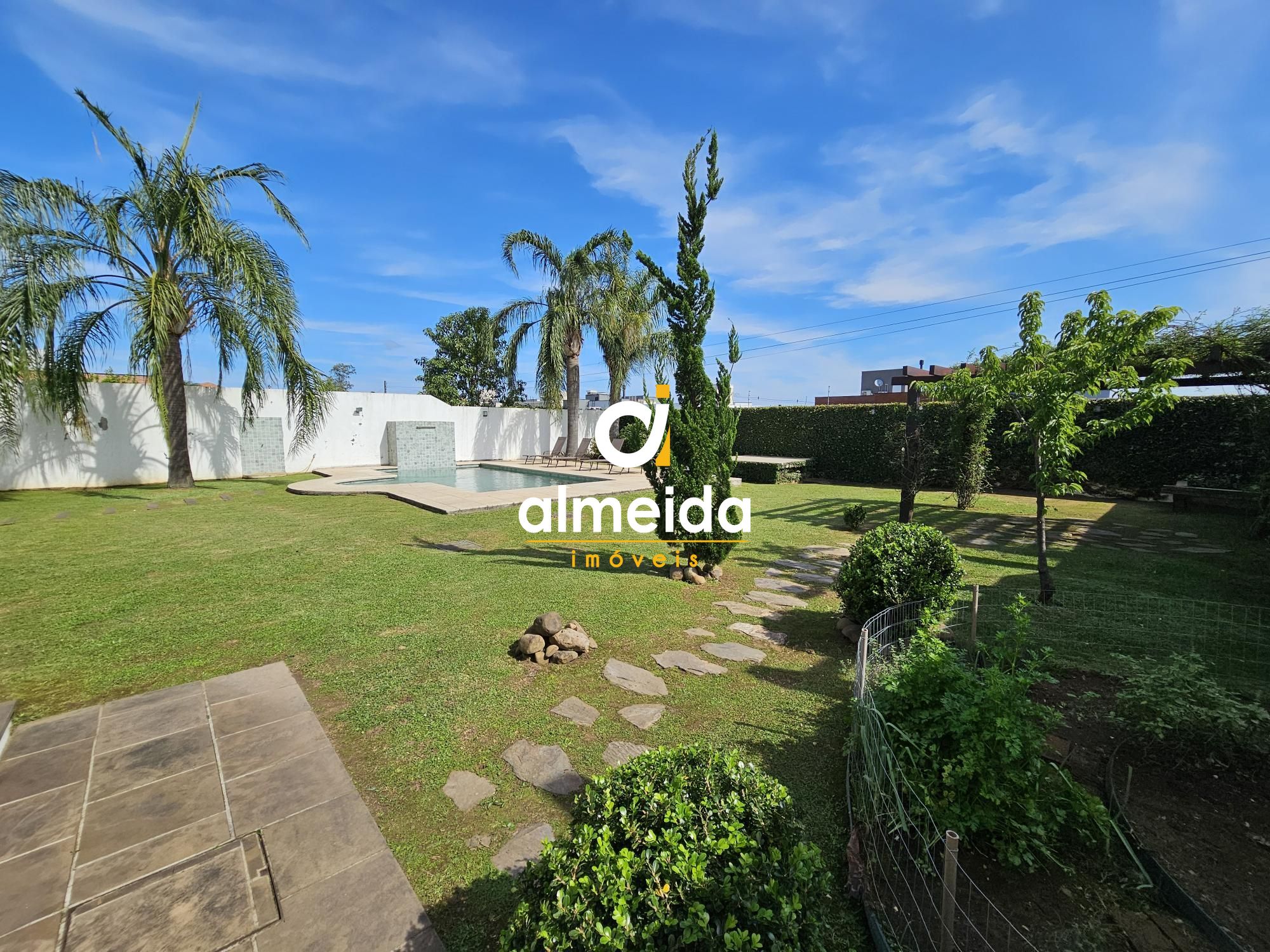 Casa, 4 quartos, 260 m² - Foto 30