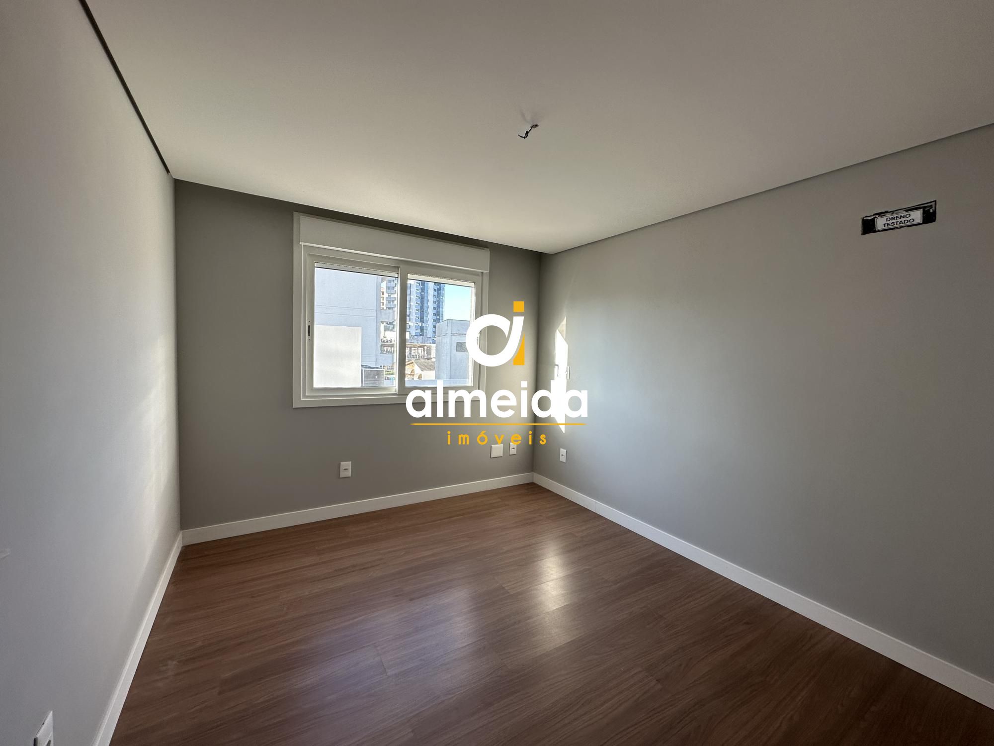 Apartamento à venda com 3 quartos, 155m² - Foto 20