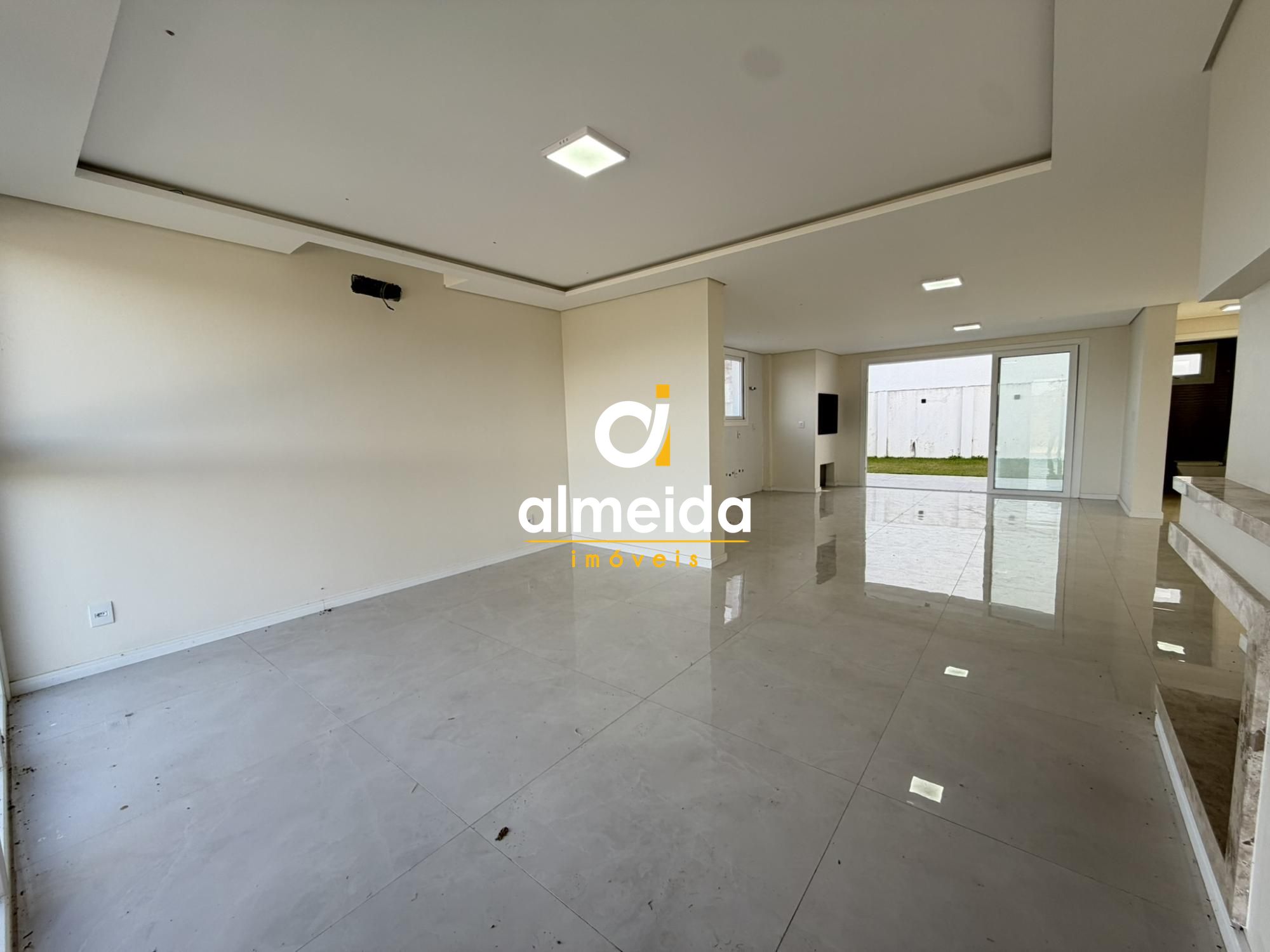 Casa no bairro tomazetti no condominio real park em santa ma