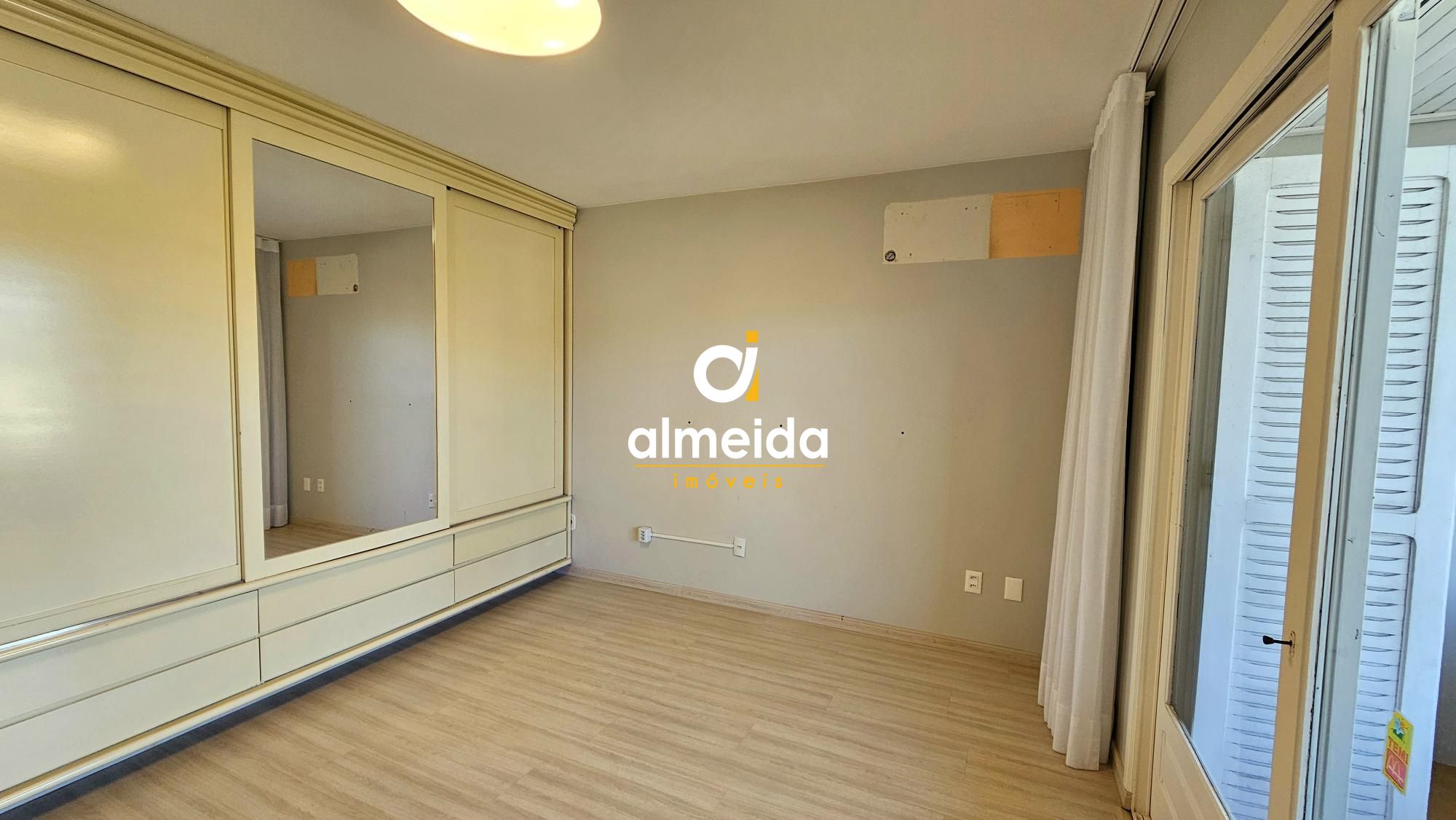 Casa à venda com 4 quartos, 480m² - Foto 49