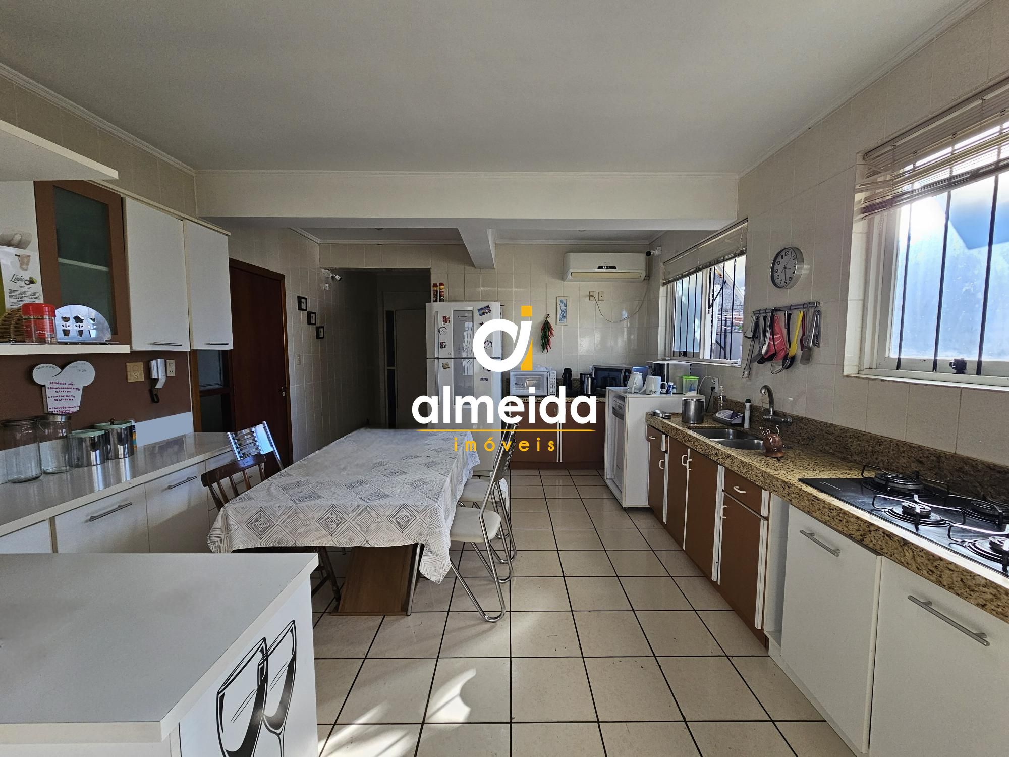 Casa 4 dormitórios à venda camobi santa maria/rs