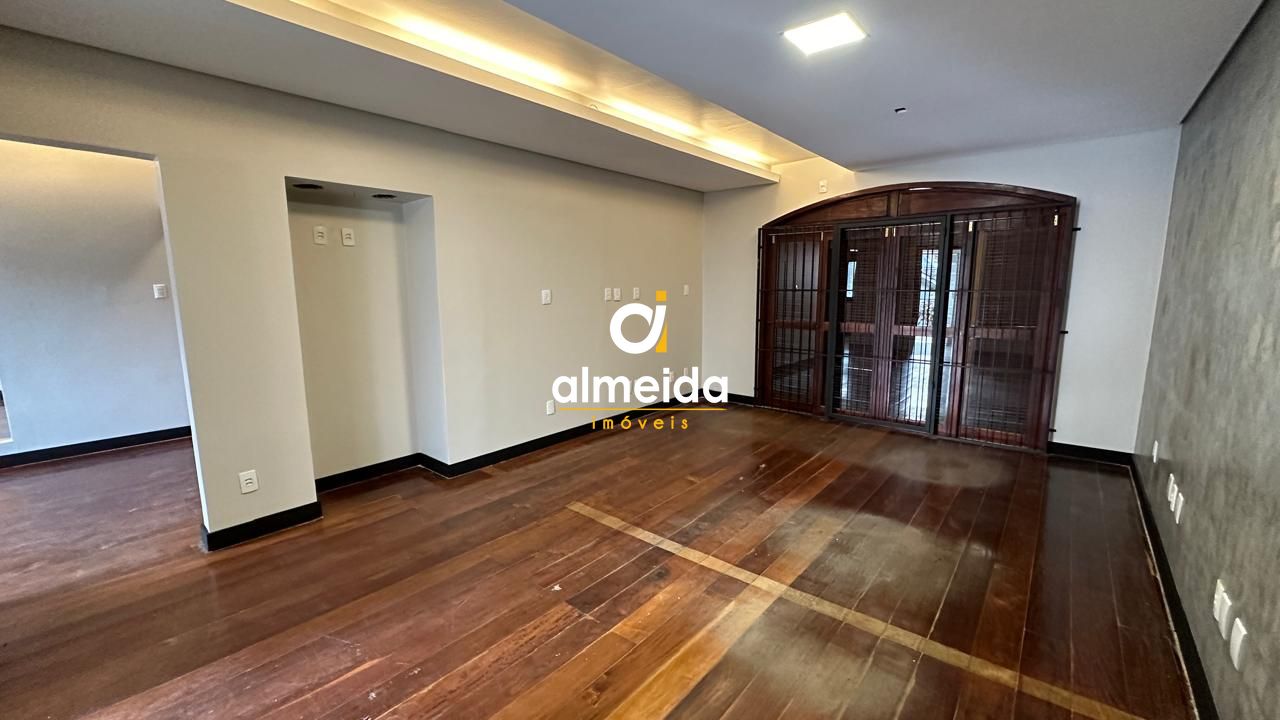 Casa à venda e aluguel com 3 quartos, 200m² - Foto 31