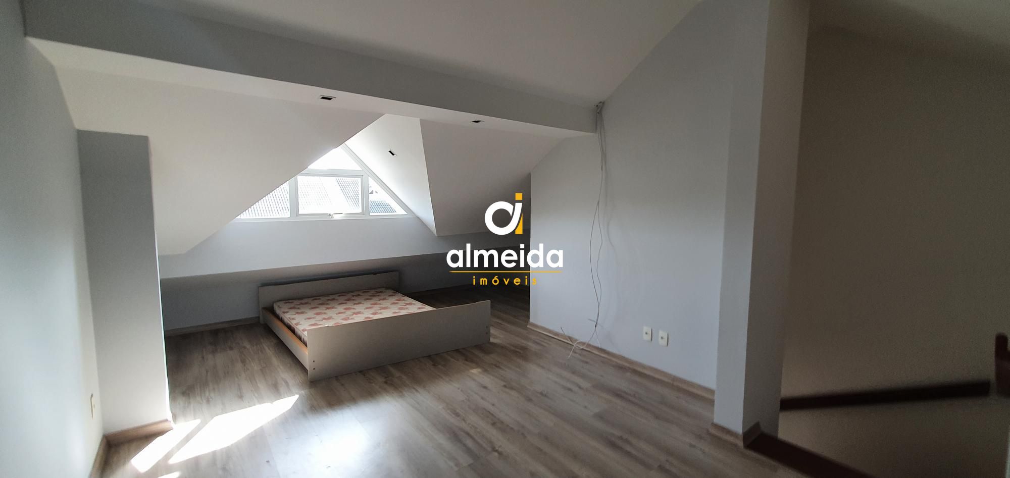 Casa à venda e aluguel com 3 quartos, 146m² - Foto 47