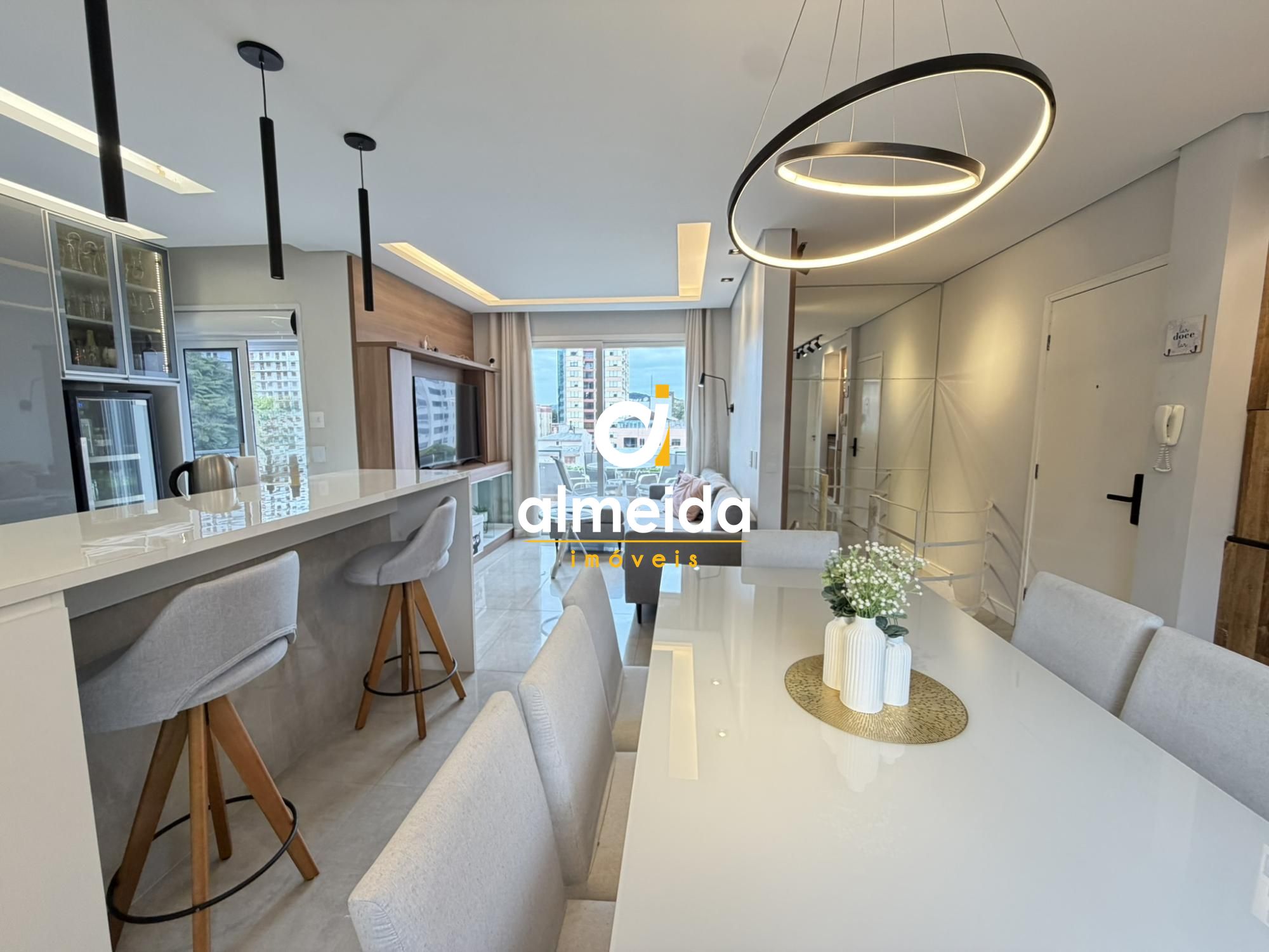 Apartamento duplex 3 quartos no centro de santa maria próxim