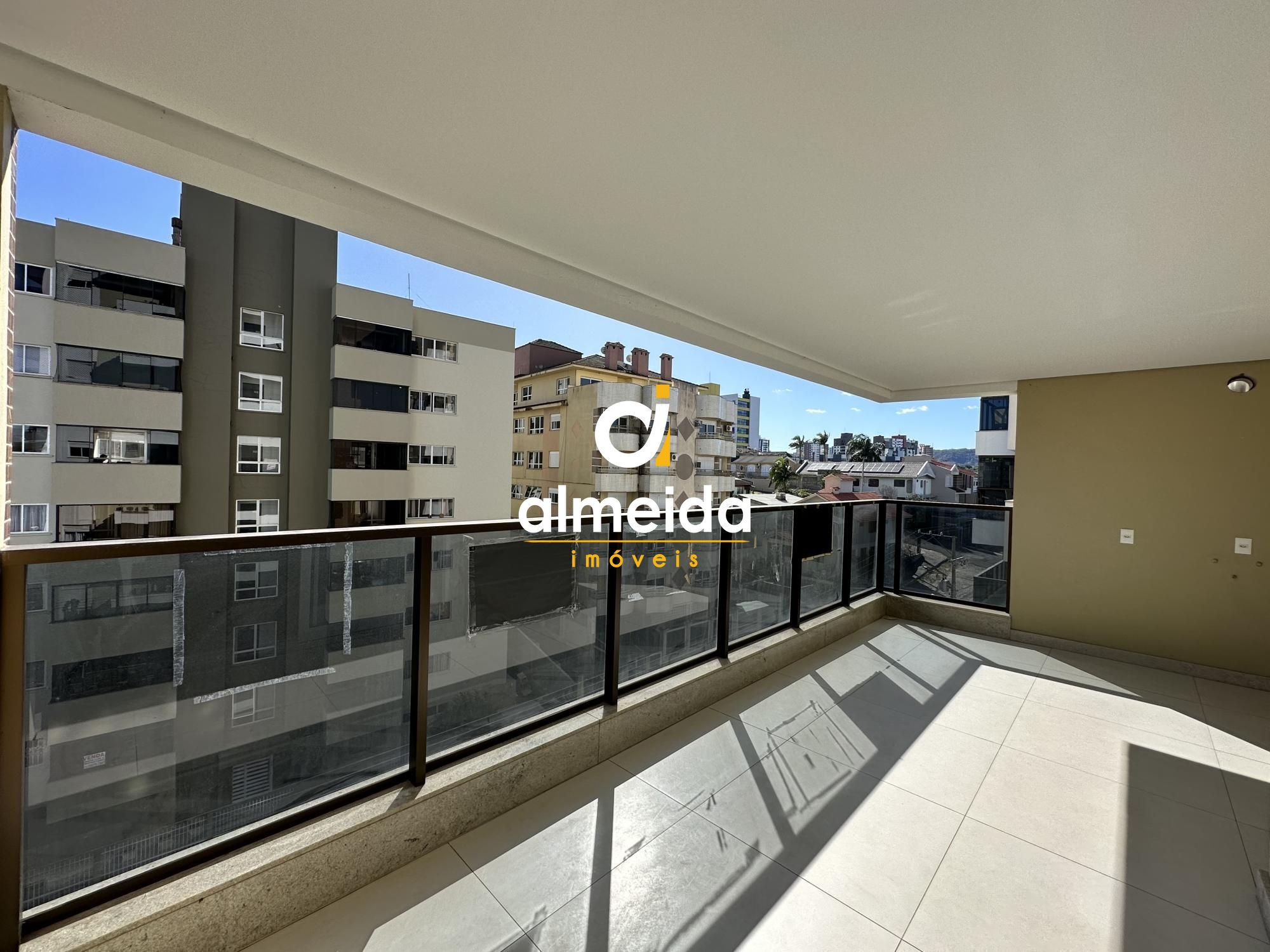 Apartamento à venda com 3 quartos, 169m² - Foto 12