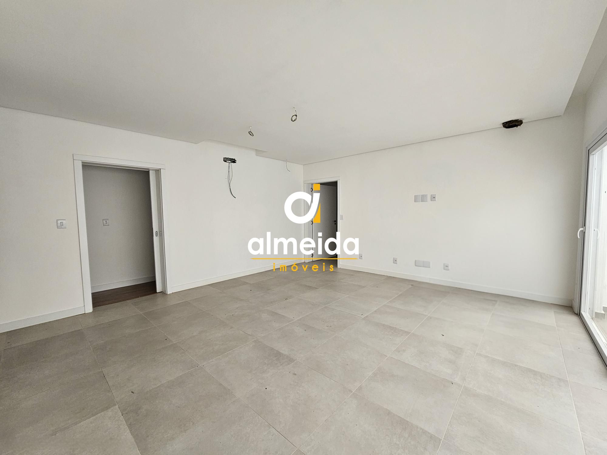 Casa 3 dormitórios à venda tomazetti santa maria/rs