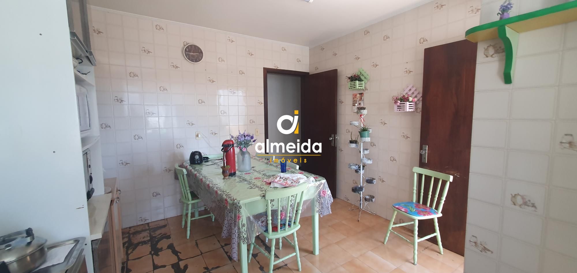 Apartamento à venda com 3 quartos, 122m² - Foto 18