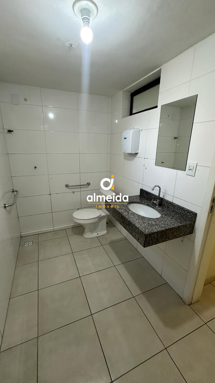 Conjunto Comercial-Sala para alugar com 7 quartos, 288m² - Foto 15