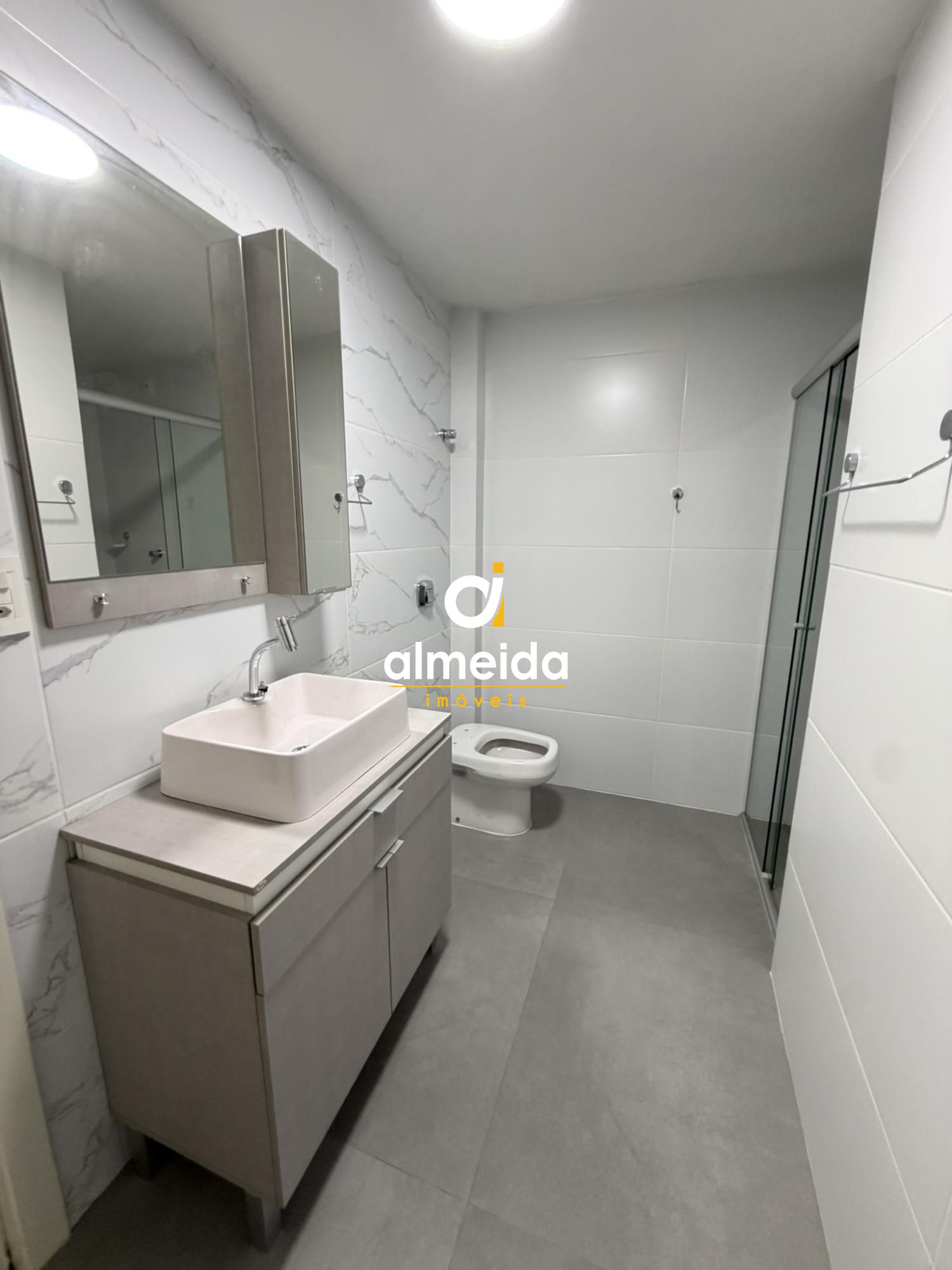 Apartamento 2 dormitórios à venda centro santa maria/rs