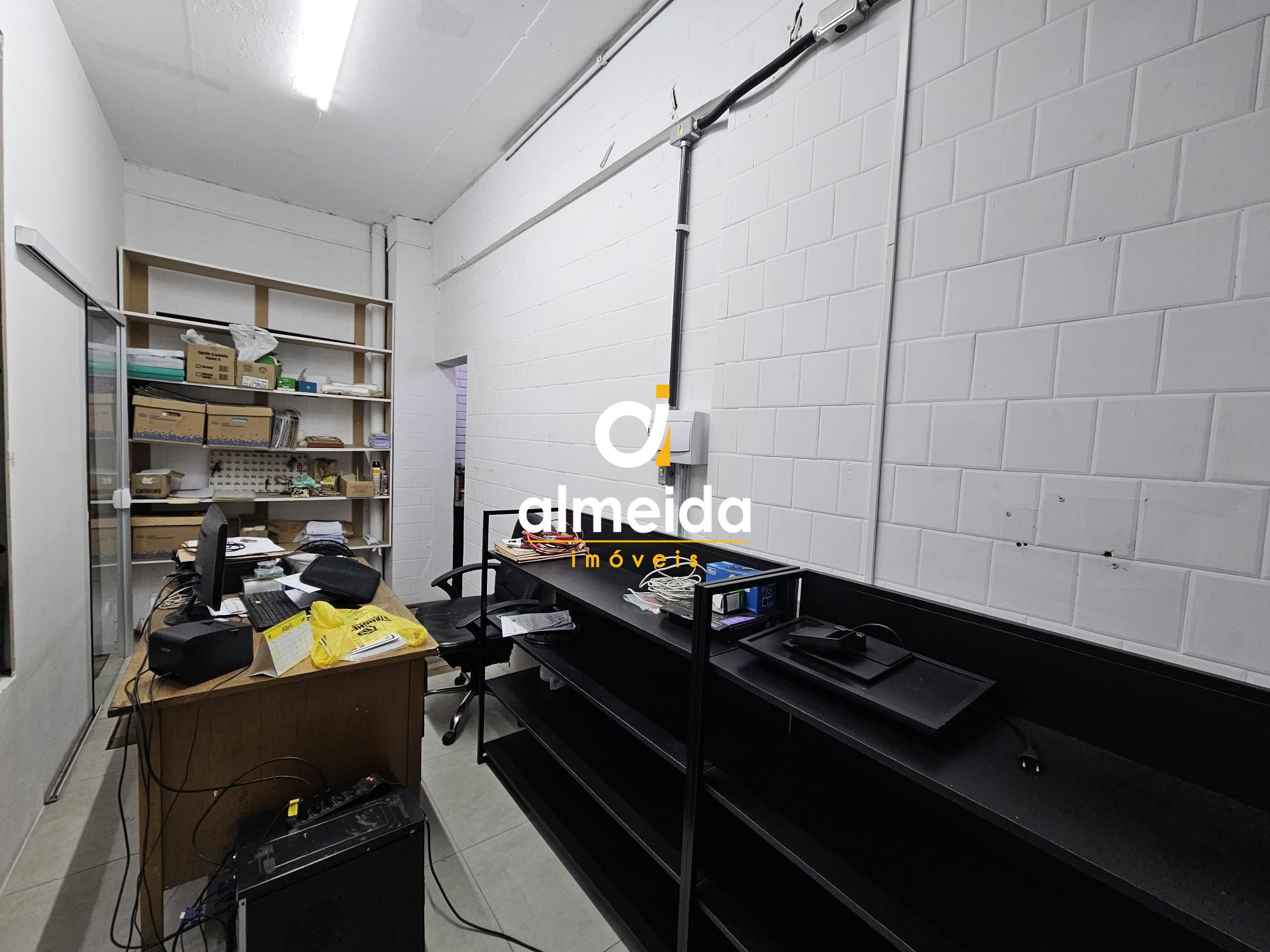 Sala comercial no centro de santa maria rs