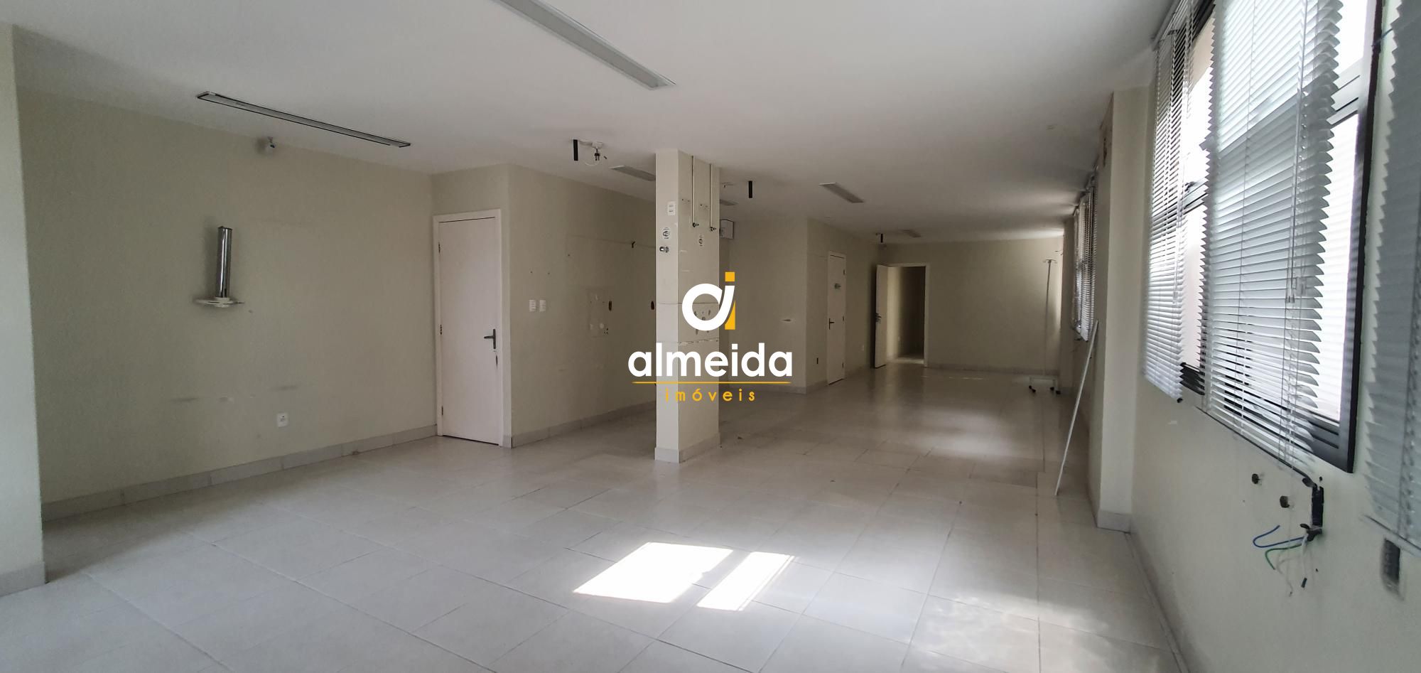 Conjunto Comercial-Sala para alugar com 3 quartos, 139m² - Foto 13