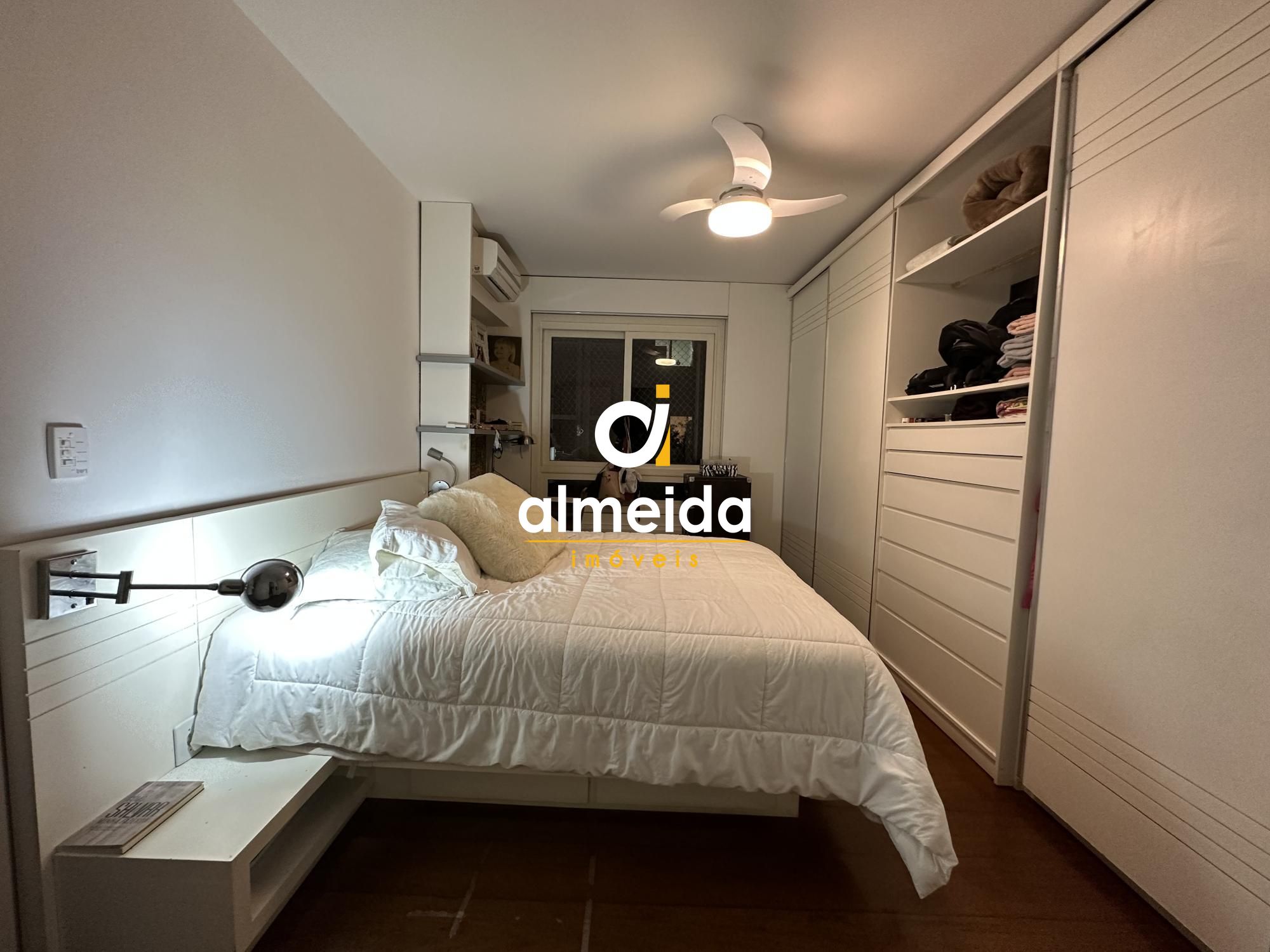 Apartamento à venda com 3 quartos, 165m² - Foto 32