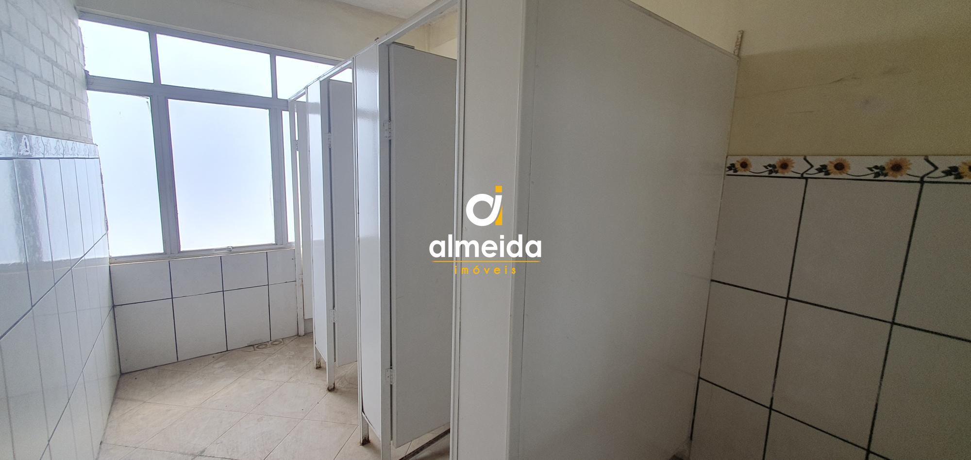 Prédio Inteiro para alugar com 3 quartos, 385m² - Foto 15