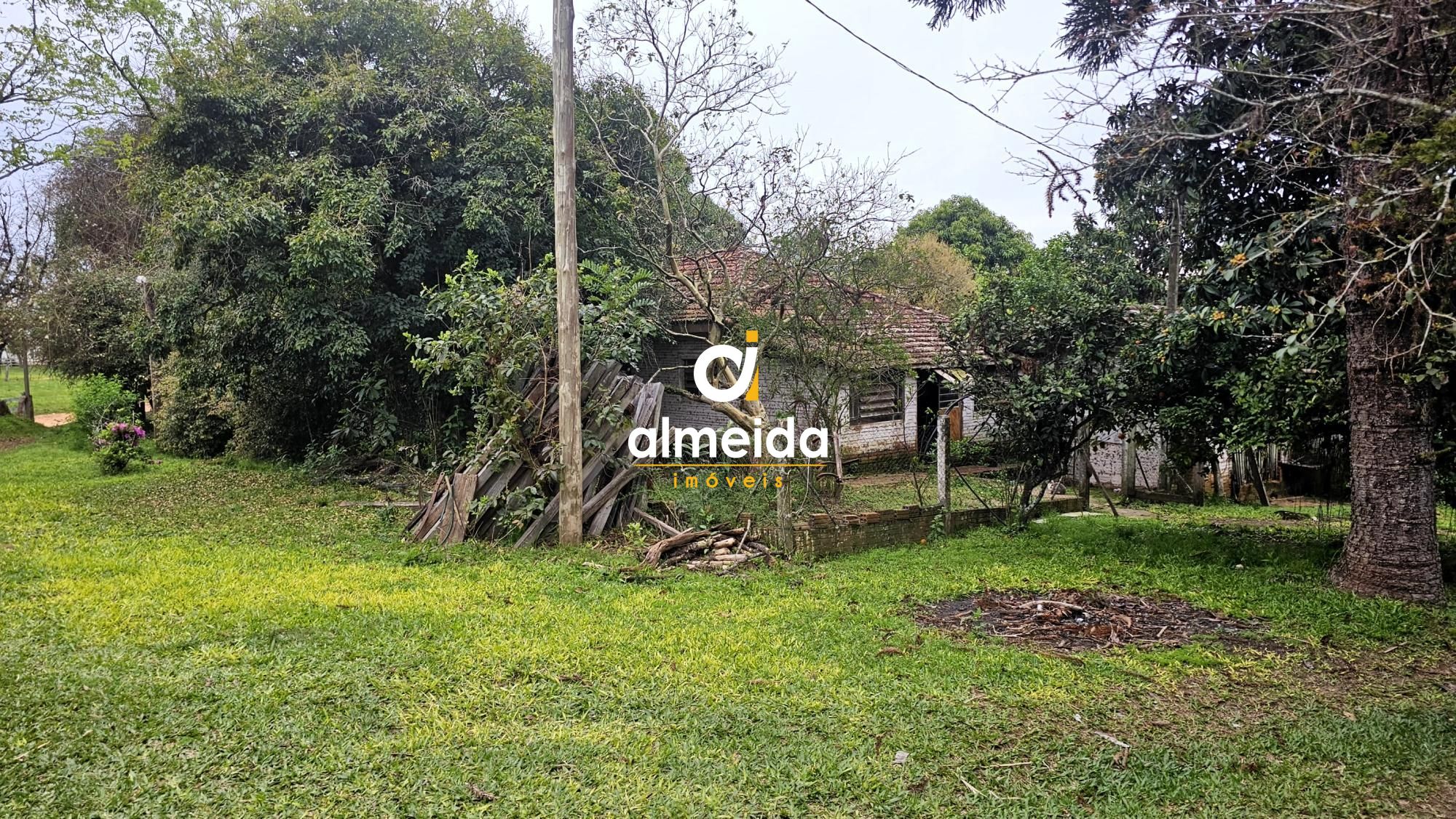 Fazenda/sítio/chácara/haras com 3 Dormitórios à venda, 100.000 m² por R$ 700.000,00 Fazenda/sítio/chácara/haras com 3 Dormitórios à venda, 100.000 m² por R$ 700.000,00