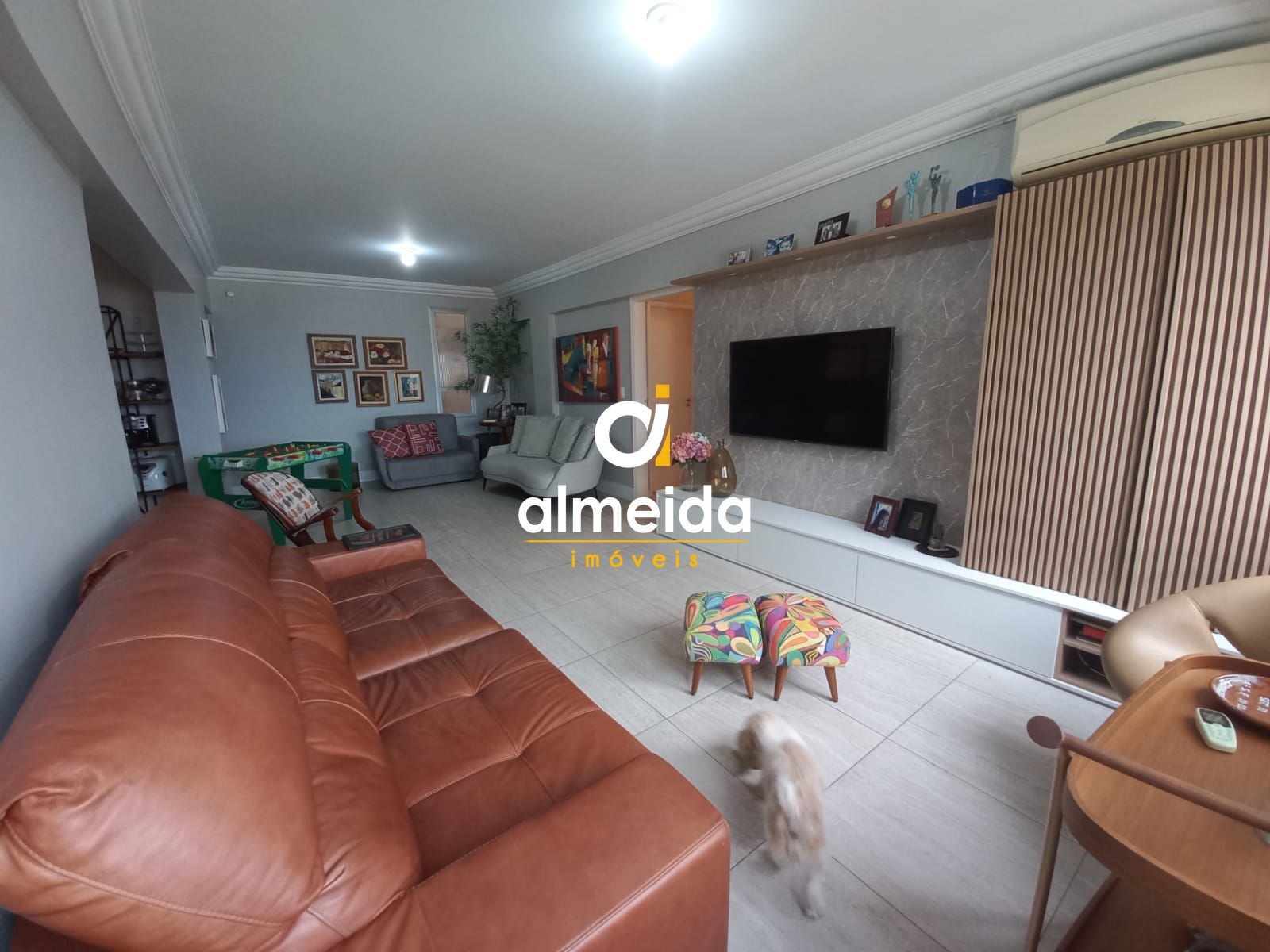 Apartamento à venda com 3 quartos, 132m² - Foto 3