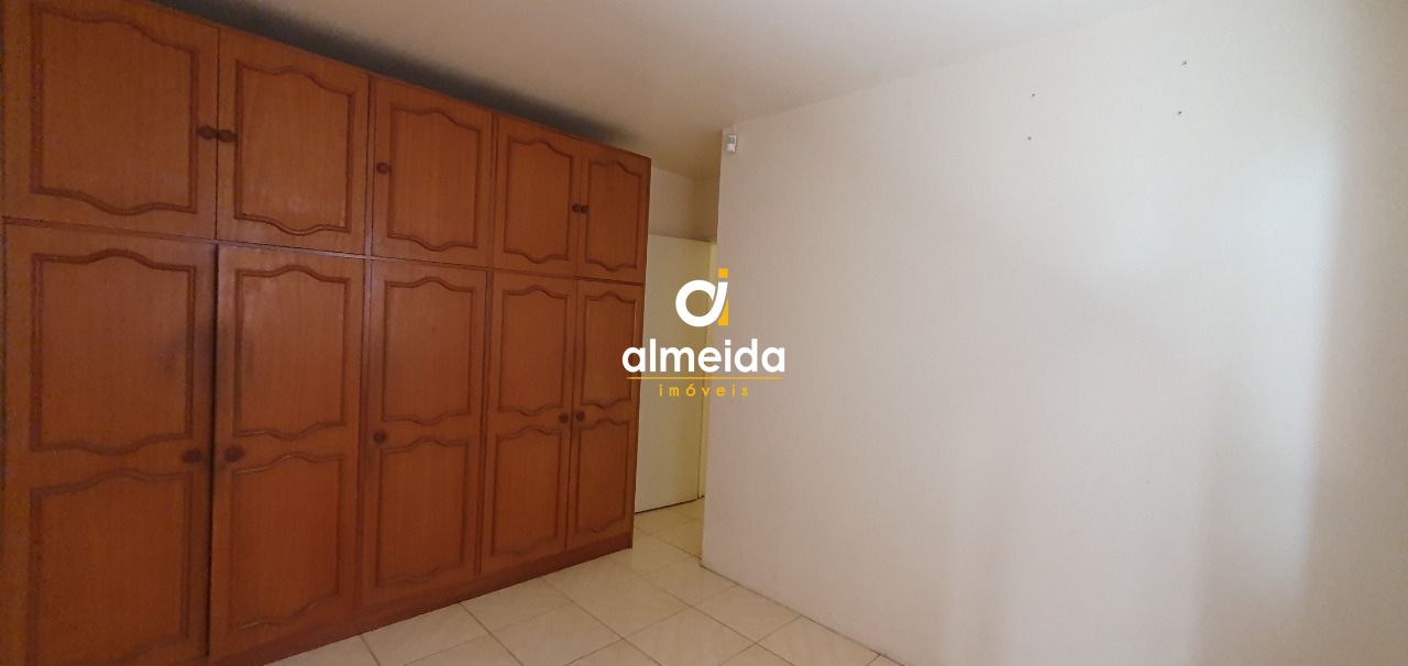 Casa à venda com 3 quartos, 150m² - Foto 14