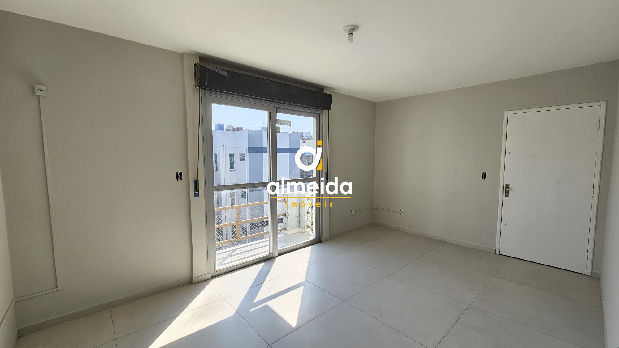 Apartamento à venda e aluguel com 1 quarto, 60m² - Foto 4