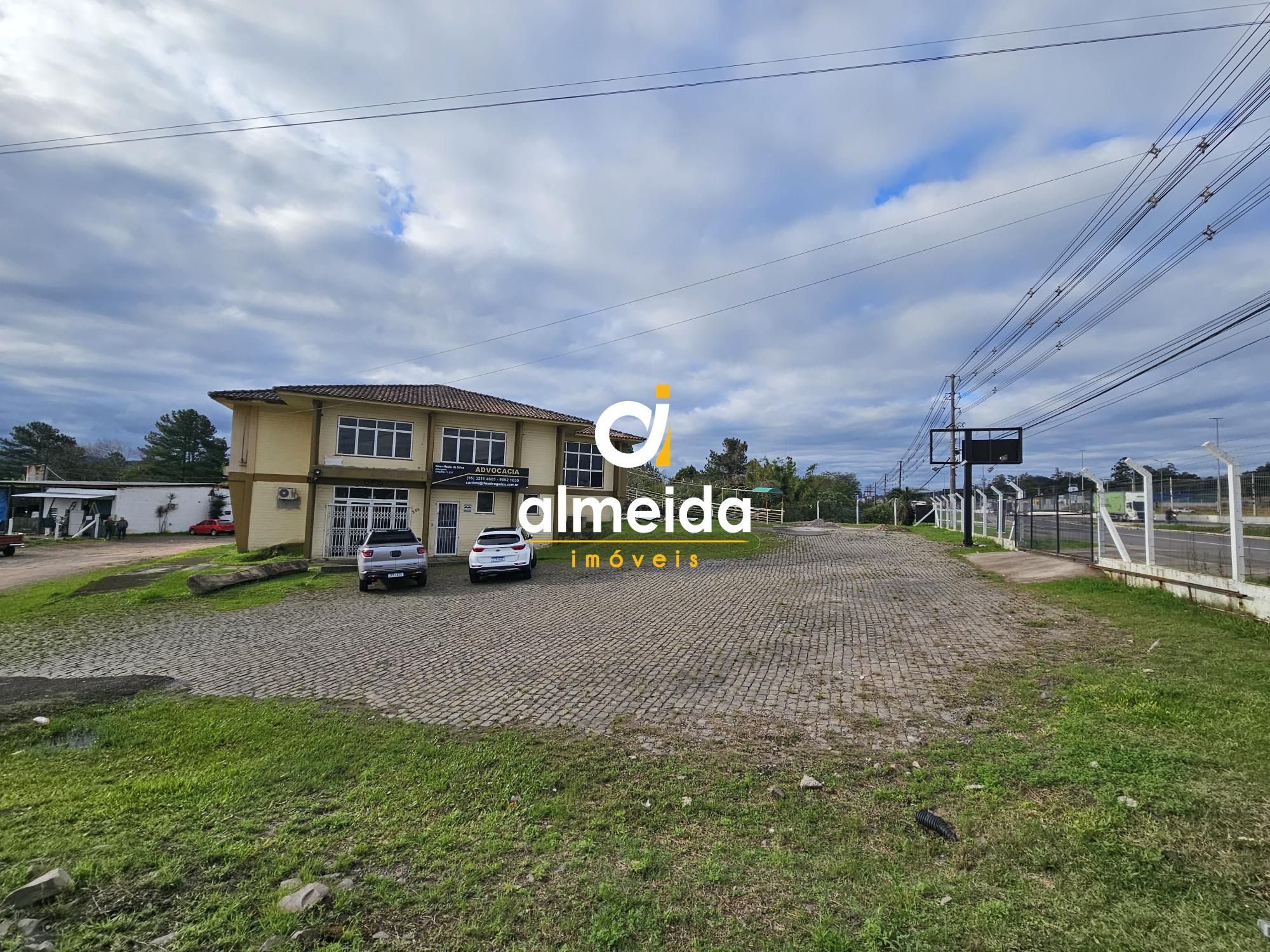 Prédio 3 dormitórios para alugar nossa senhora medianeira sa