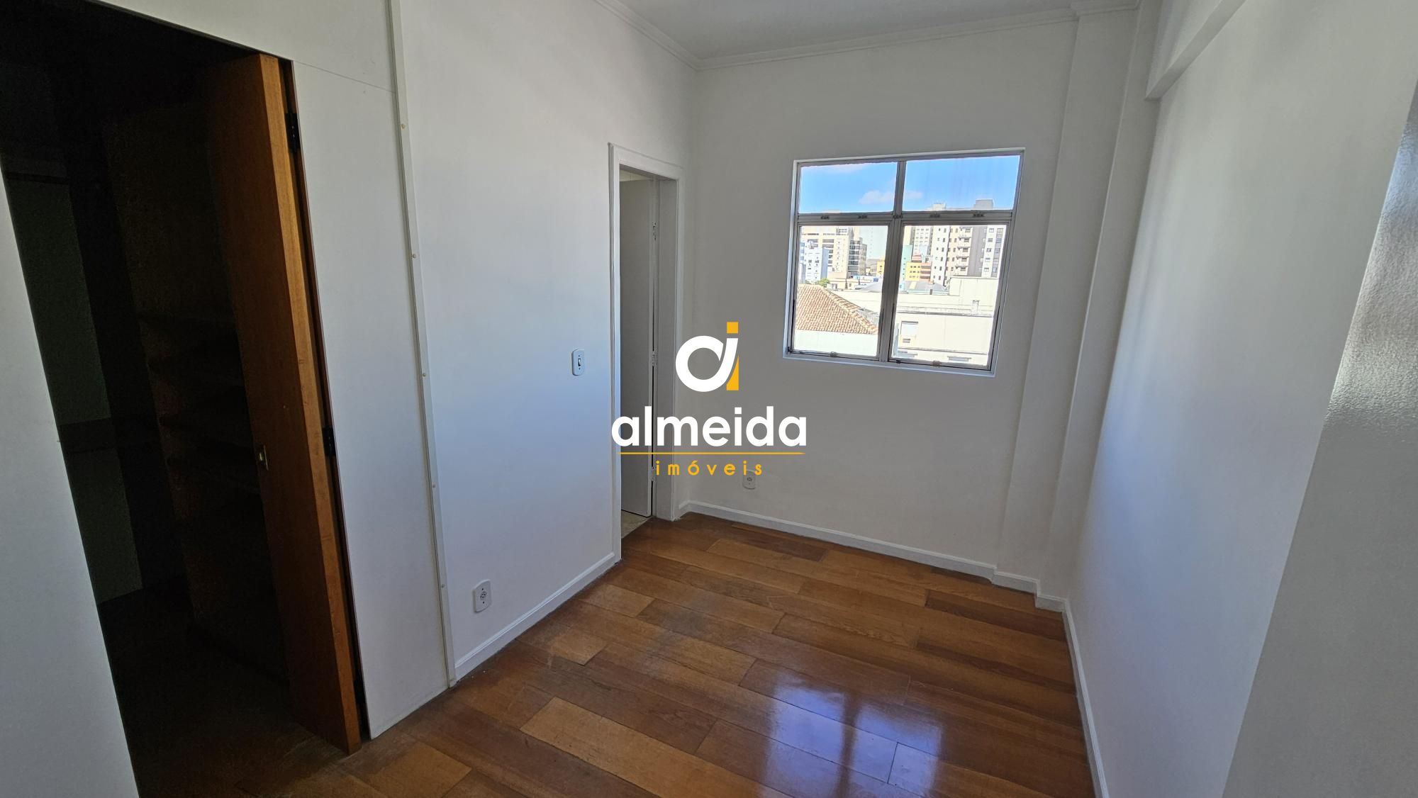 Cobertura à venda com 4 quartos, 212m² - Foto 15