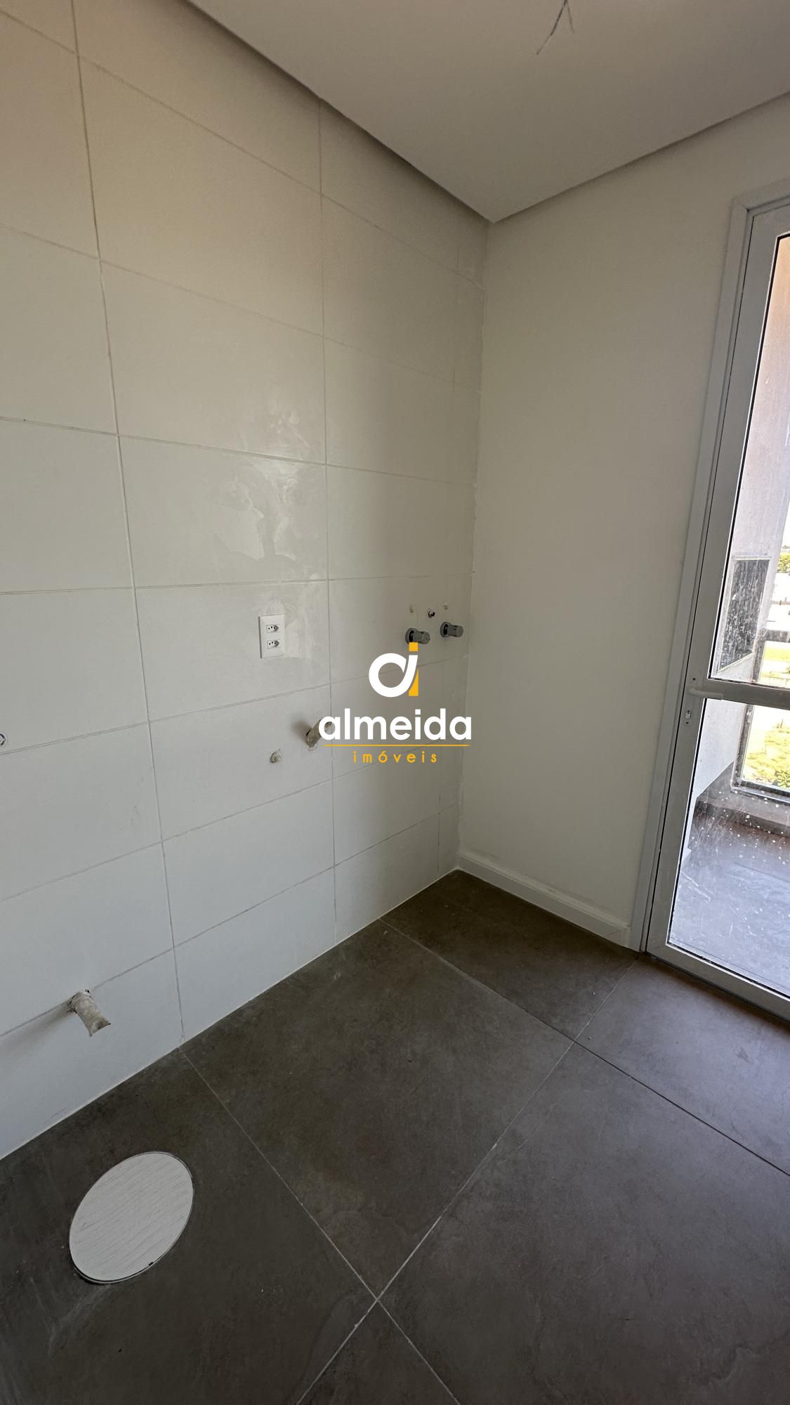 Apartamento à venda com 3 quartos, 121m² - Foto 12