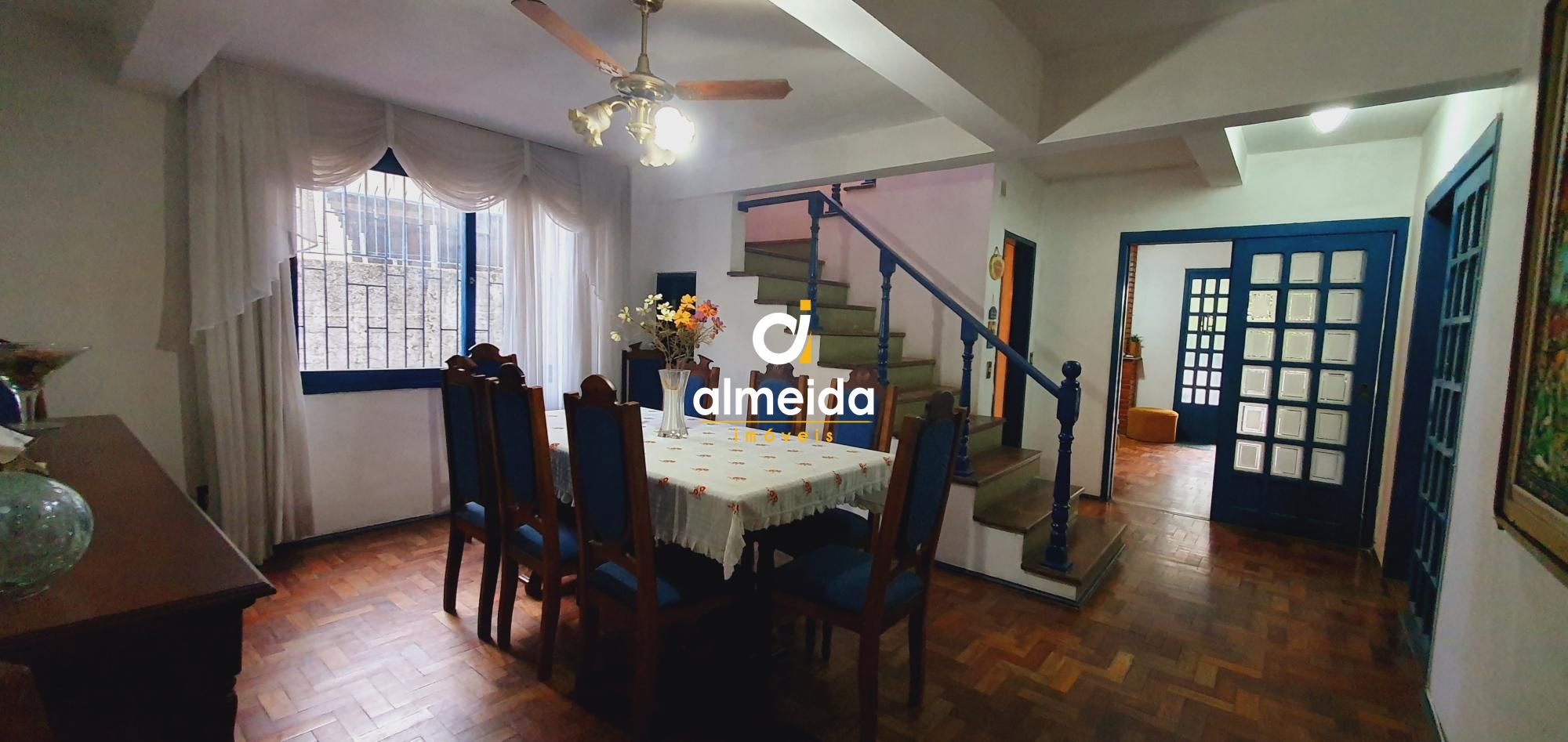 Casa à venda com 5 quartos, 280m² - Foto 31