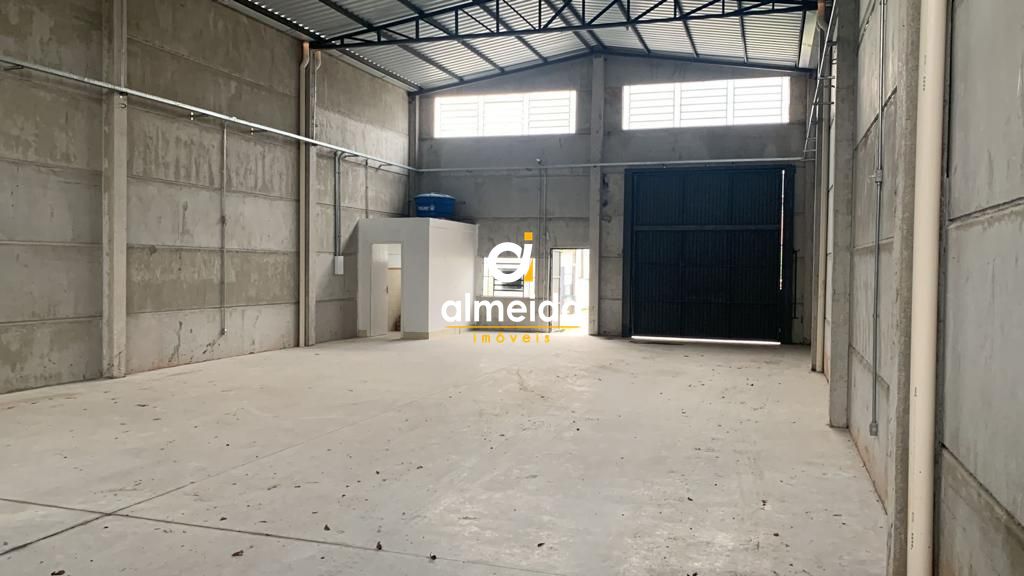 Pavilhão 1 dormitórios para alugar nossa senhora medianeira 