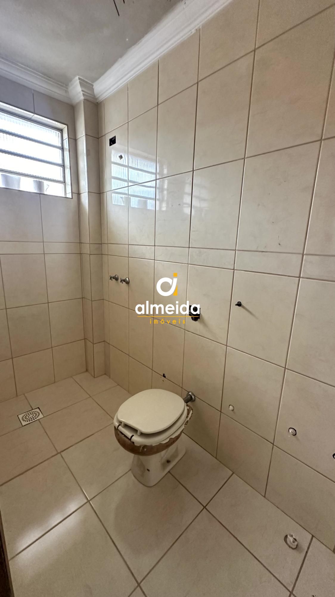 Casa Comercial à venda com 8 quartos, 500m² - Foto 35