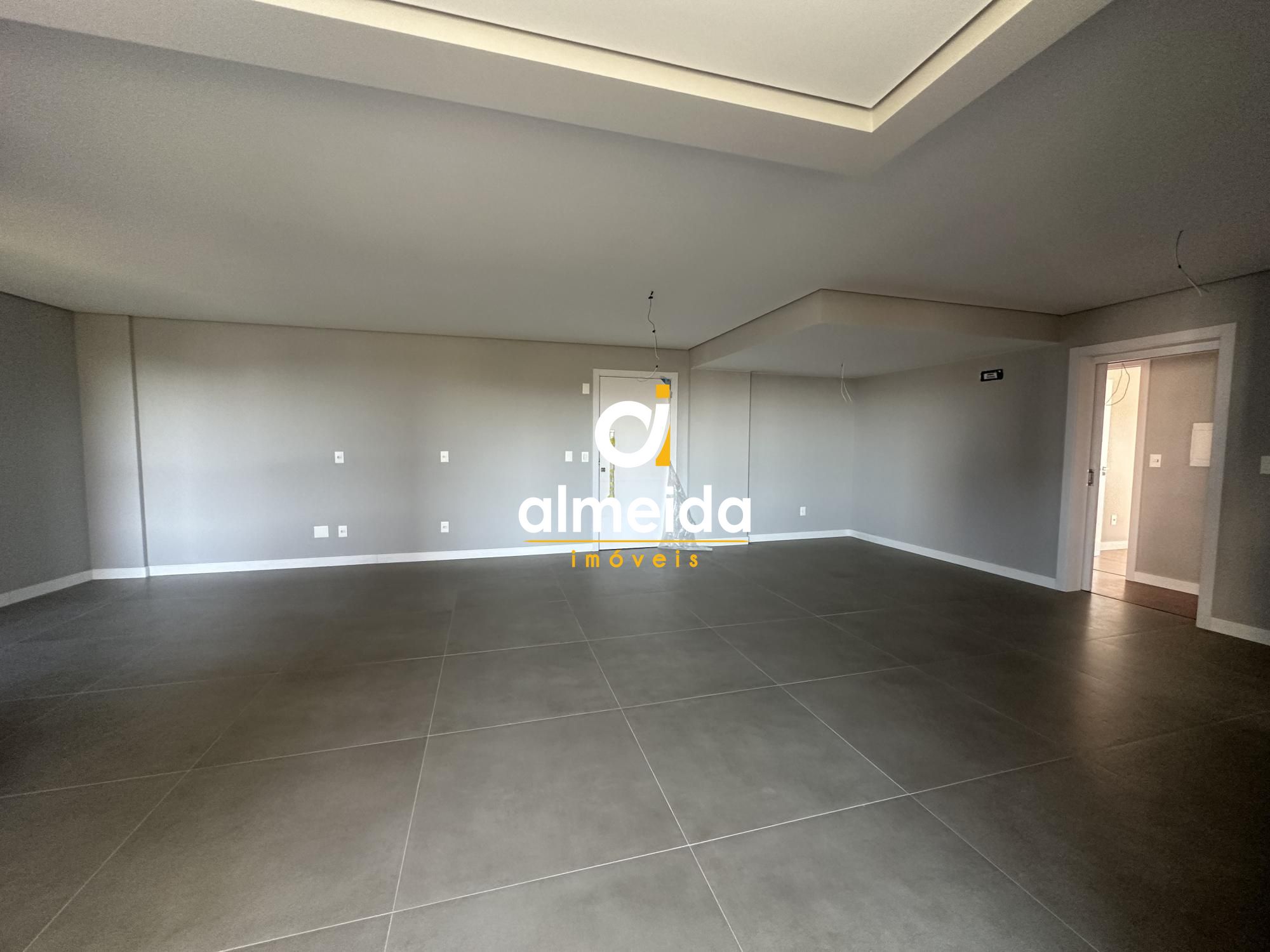 Apartamento à venda com 3 quartos, 155m² - Foto 11