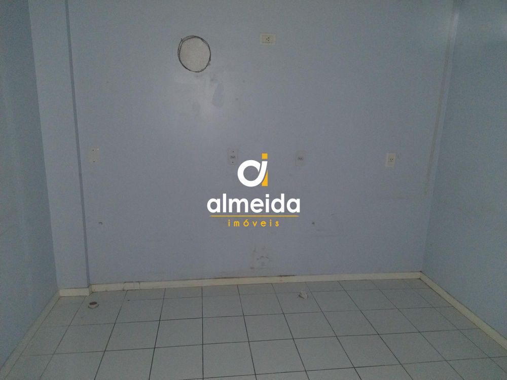 Conjunto Comercial-Sala para alugar com 8 quartos, 215m² - Foto 12