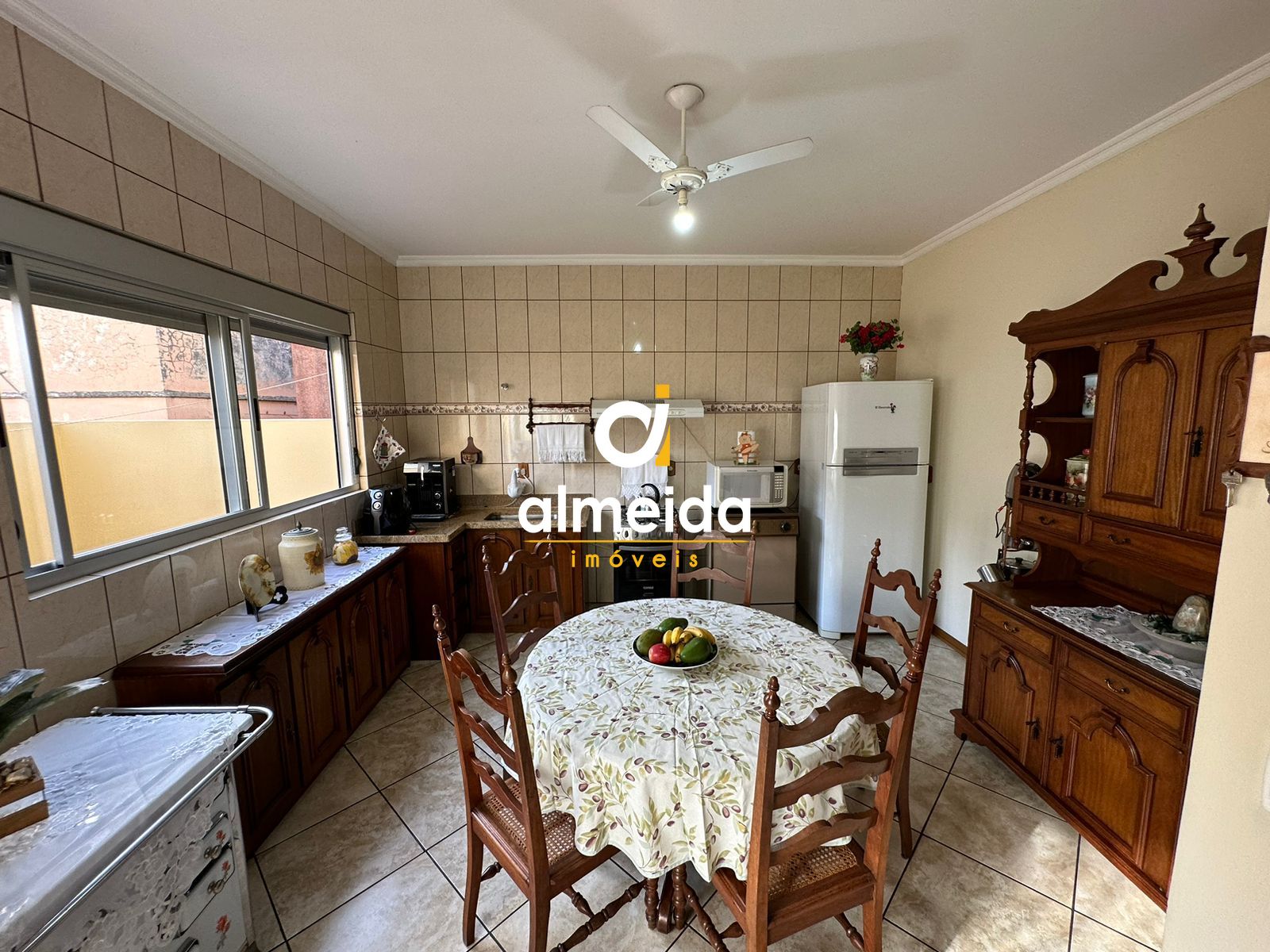 Casa Comercial à venda com 3 quartos, 223m² - Foto 19