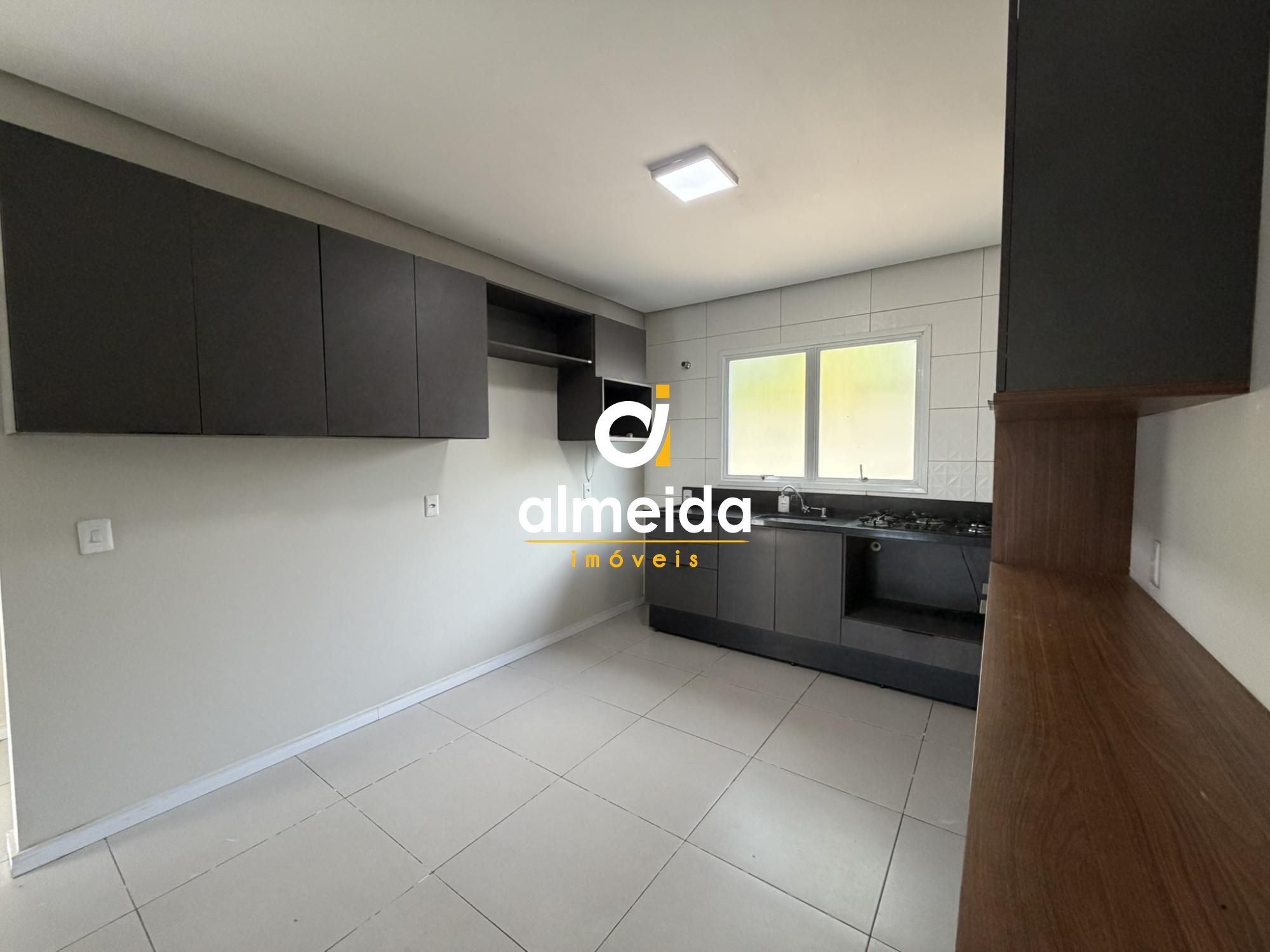 Casa no residencial pinheiro em santa maria