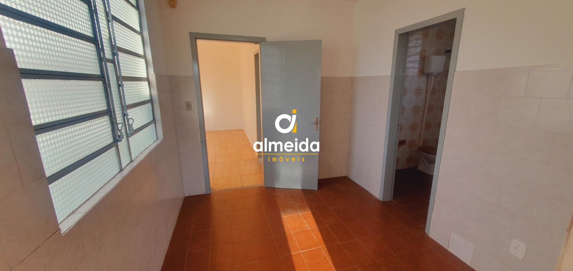 Apartamento para alugar com 2 quartos, 72m² - Foto 13