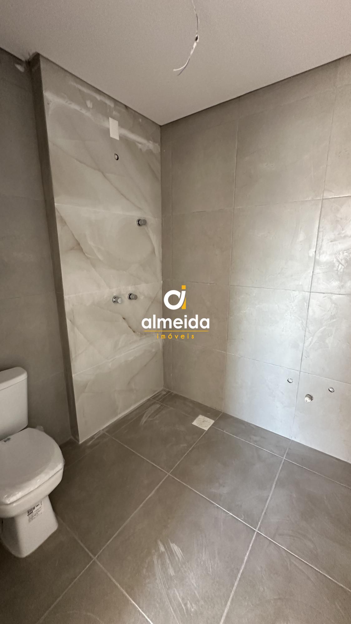 Apartamento à venda com 2 quartos, 83m² - Foto 17