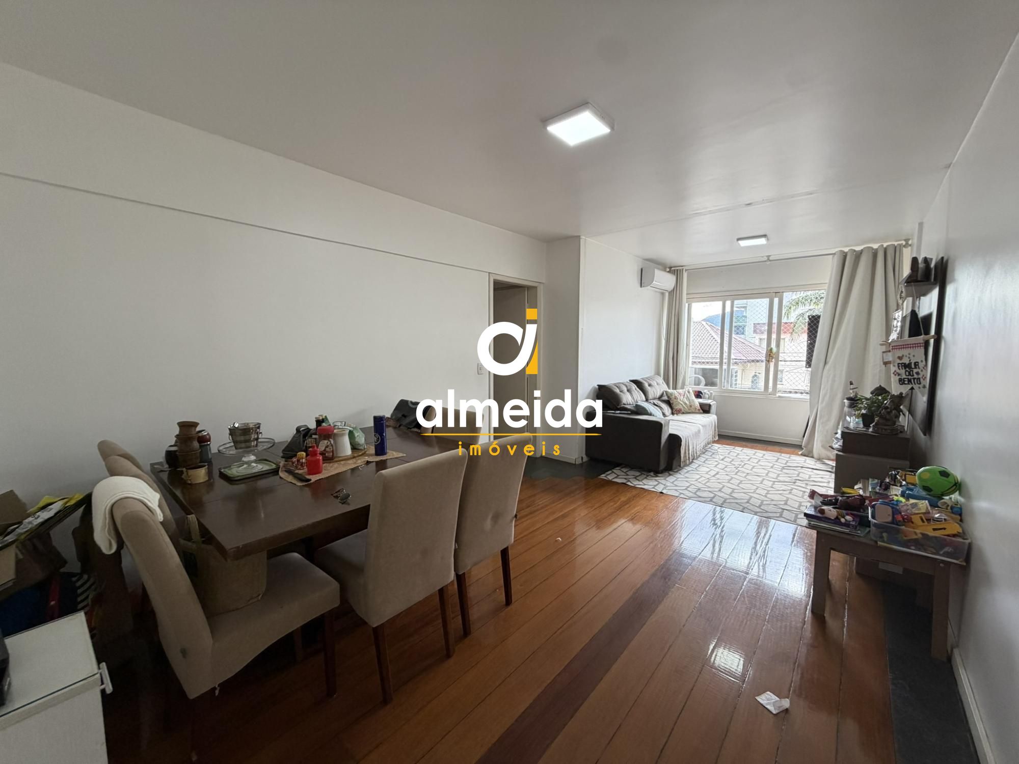 Apartamento 3 dormitorios no bonfim em santa maria rs