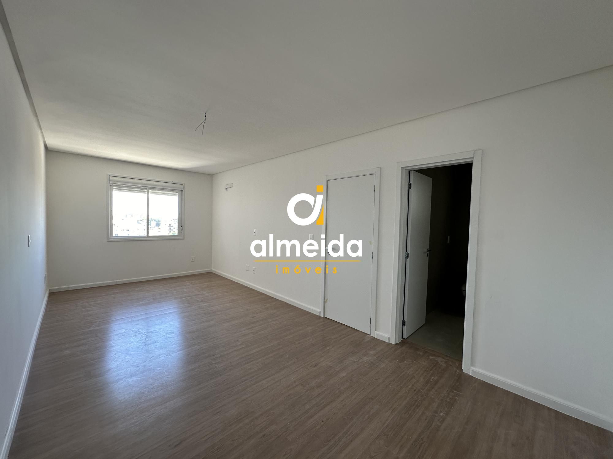 Apartamento à venda com 3 quartos, 121m² - Foto 19