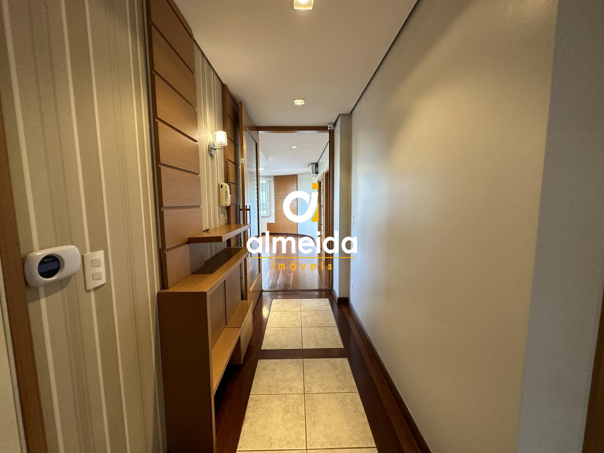 Apartamento à venda com 3 quartos, 221m² - Foto 24