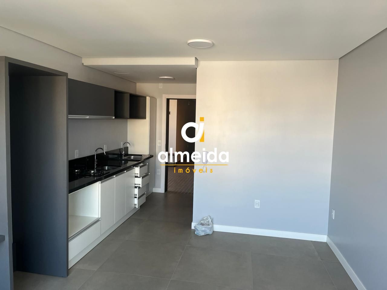 Prédio Inteiro para alugar com 1 quarto, 28m² - Foto 6
